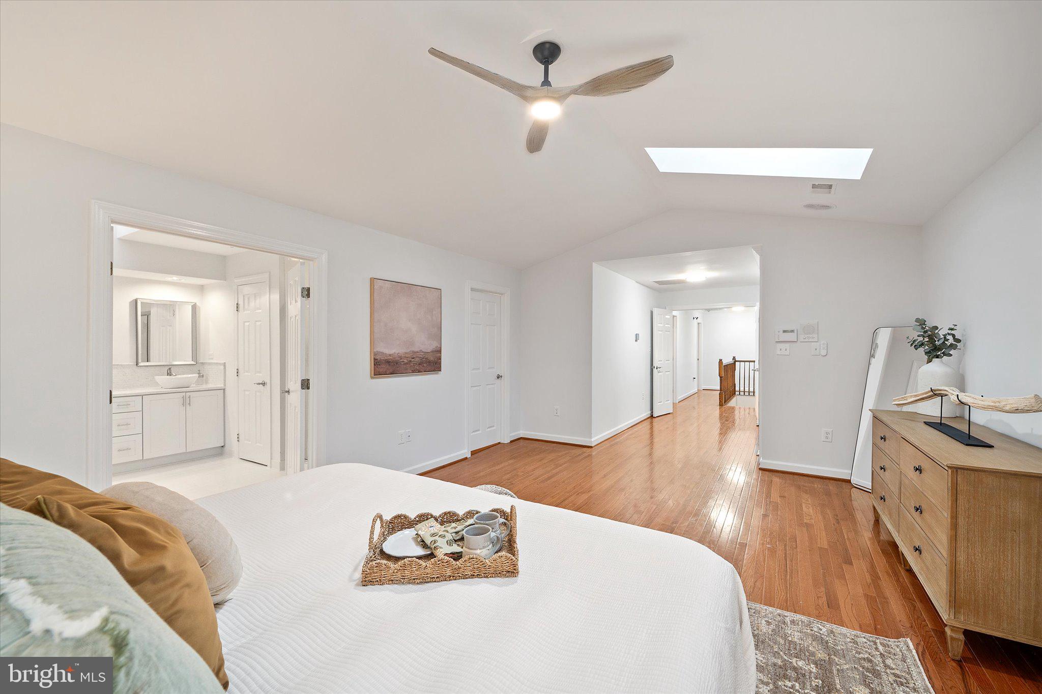 ROCKPOINTE - Residential