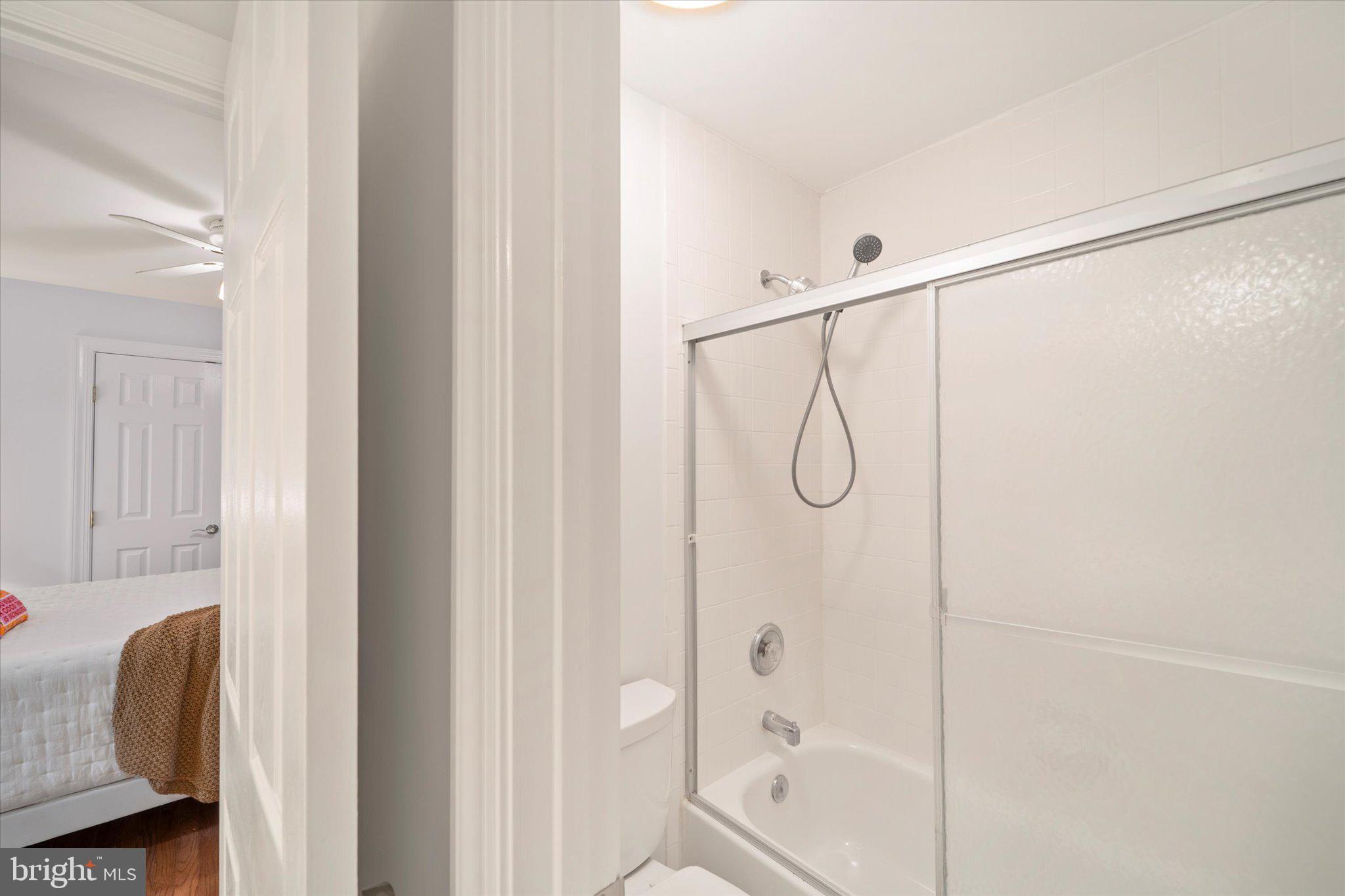 ROCKPOINTE - Residential