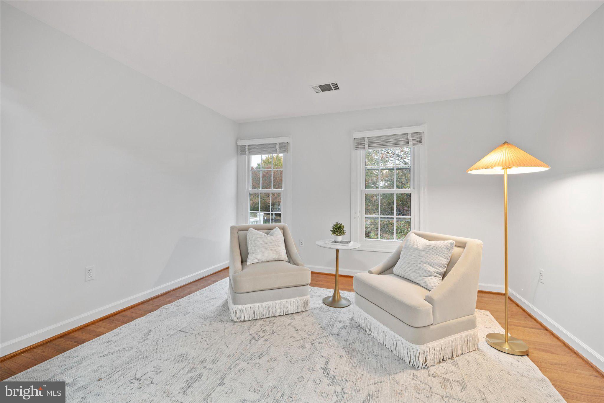 ROCKPOINTE - Residential