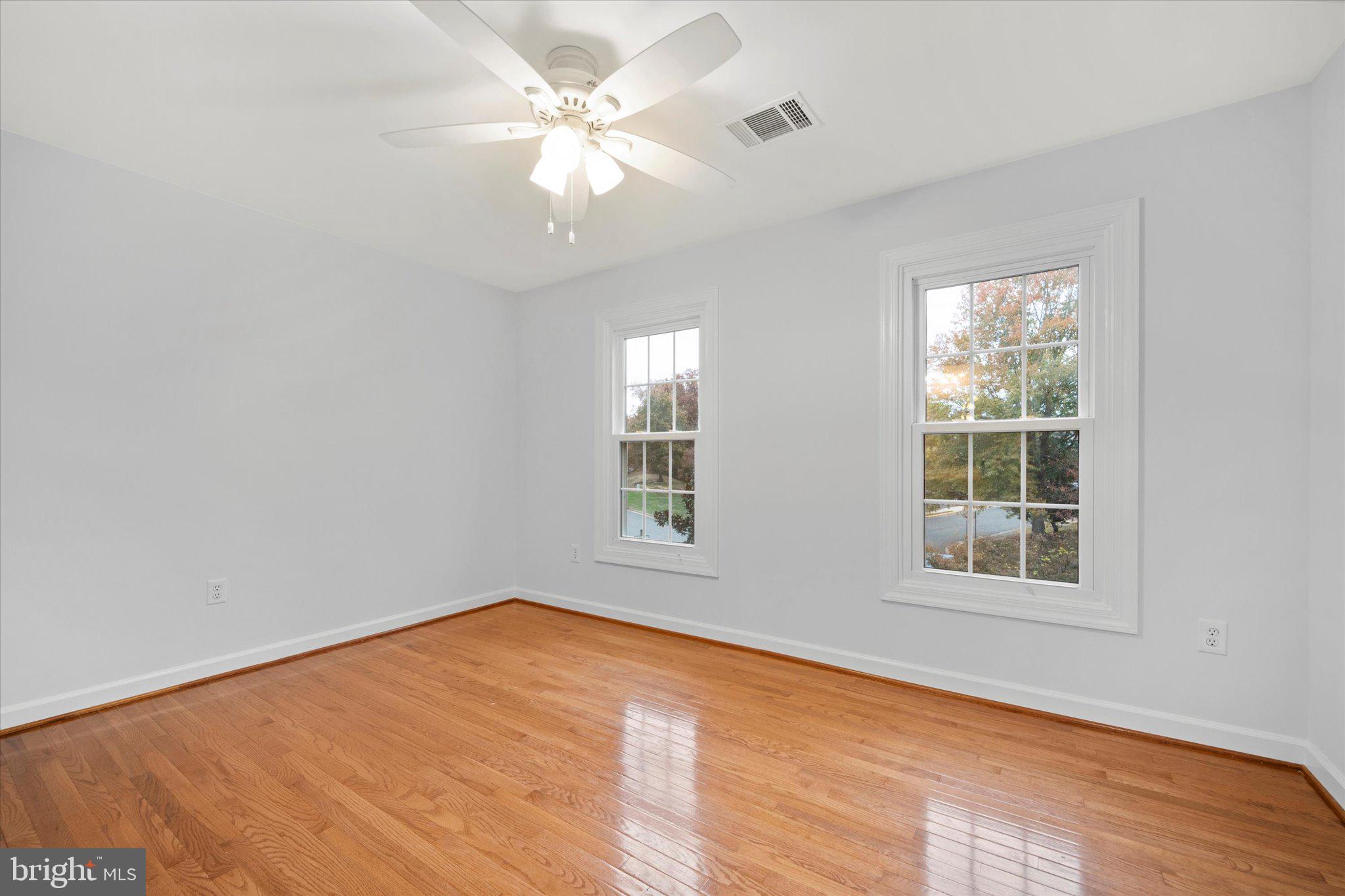 ROCKPOINTE - Residential