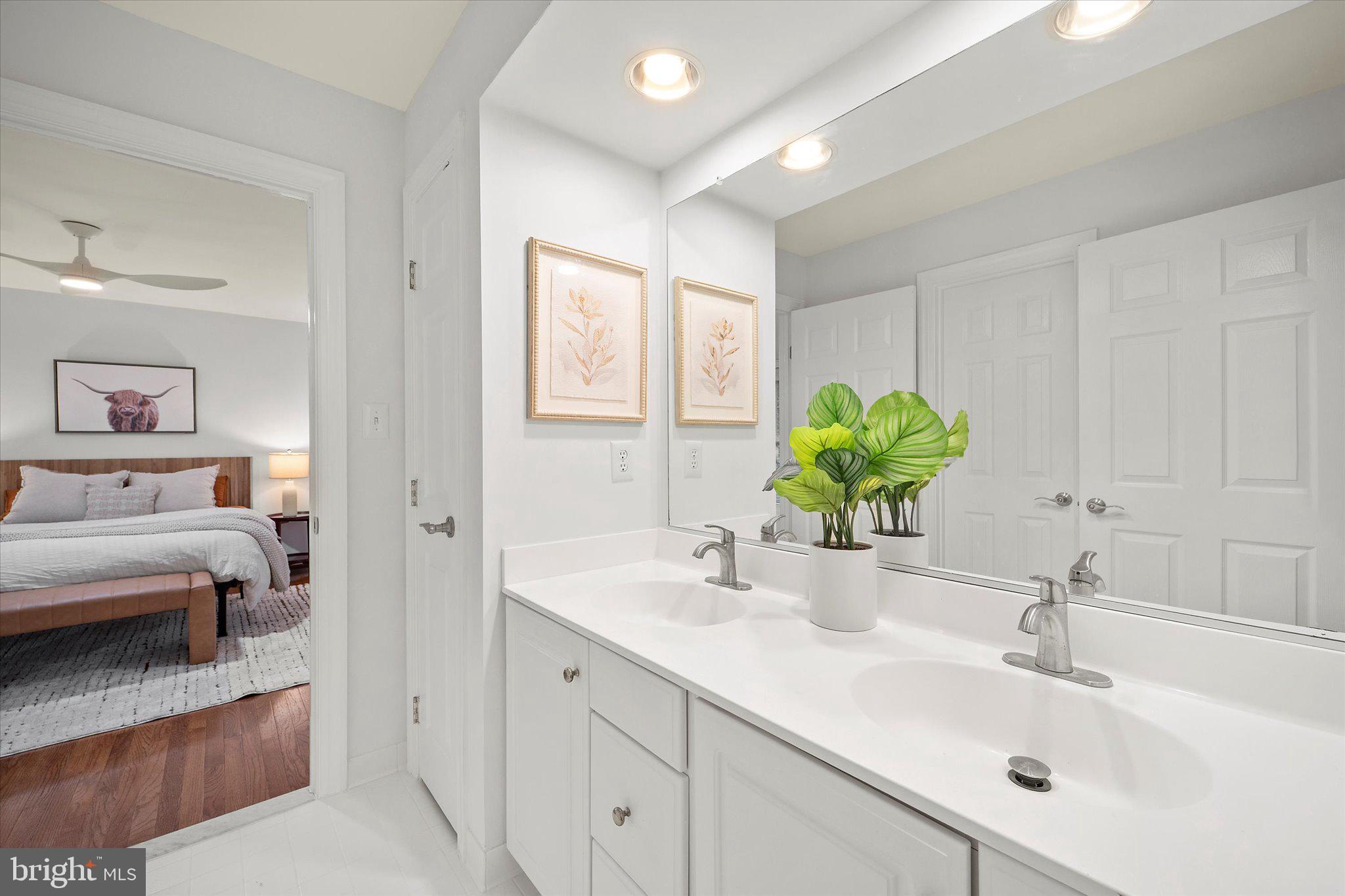 ROCKPOINTE - Residential