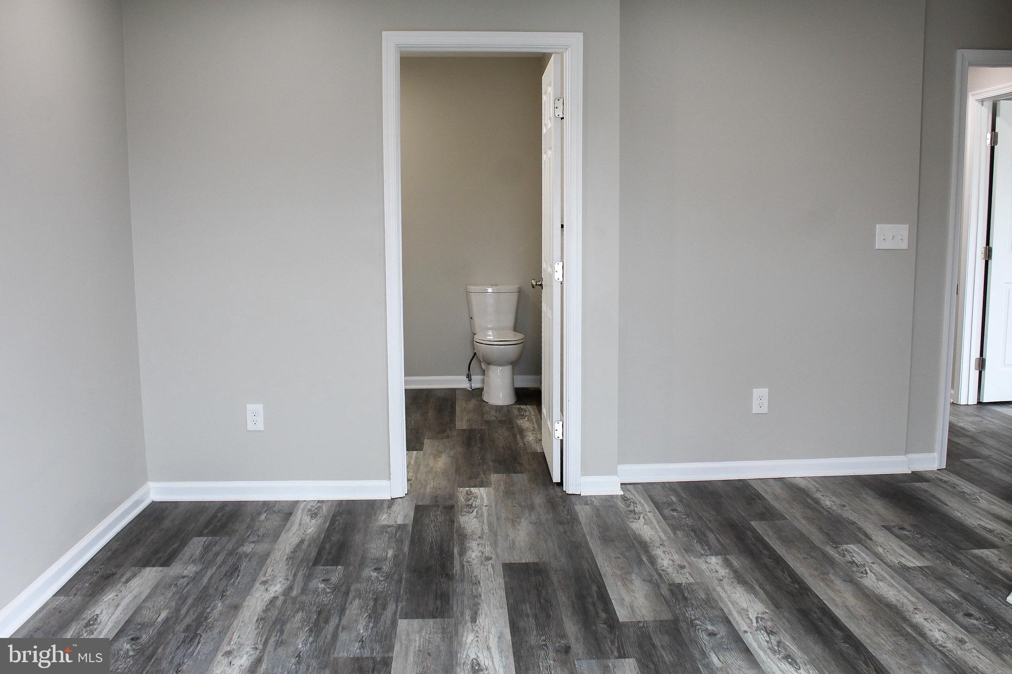 GRAY MANOR - Residential