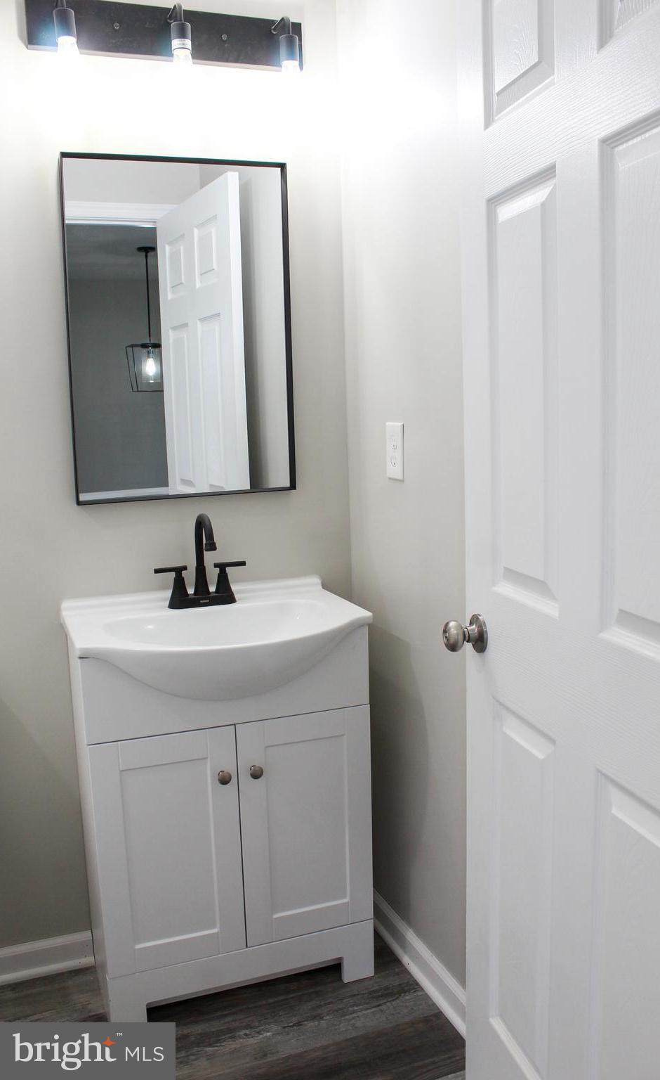 GRAY MANOR - Residential