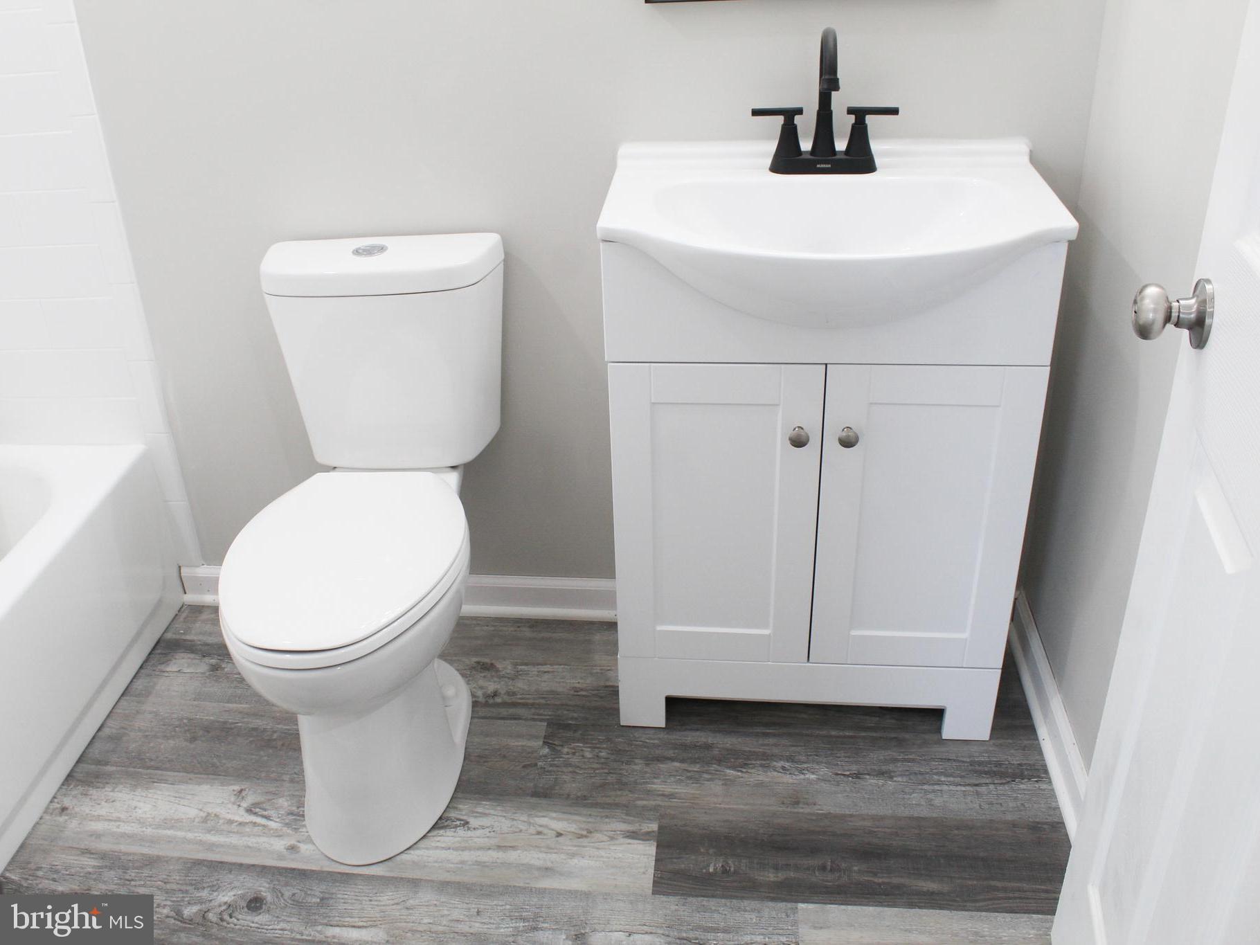 GRAY MANOR - Residential