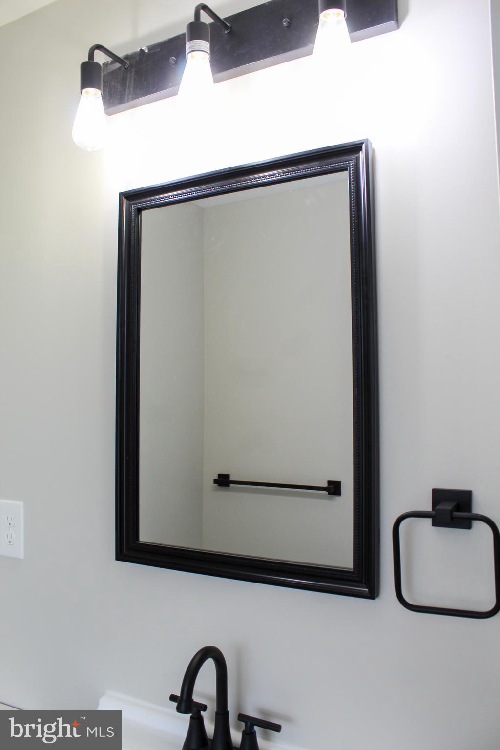 GRAY MANOR - Residential