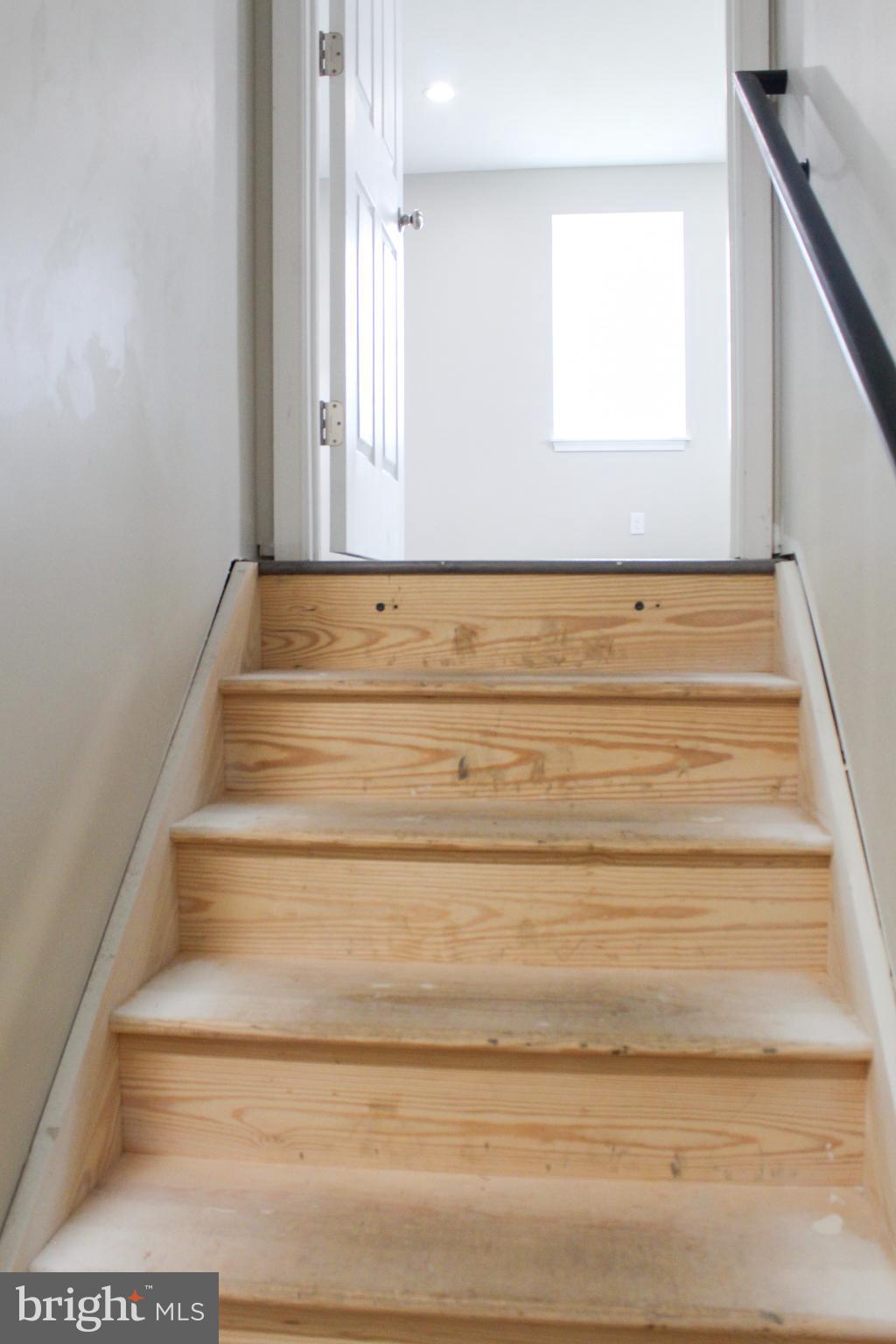 GRAY MANOR - Residential