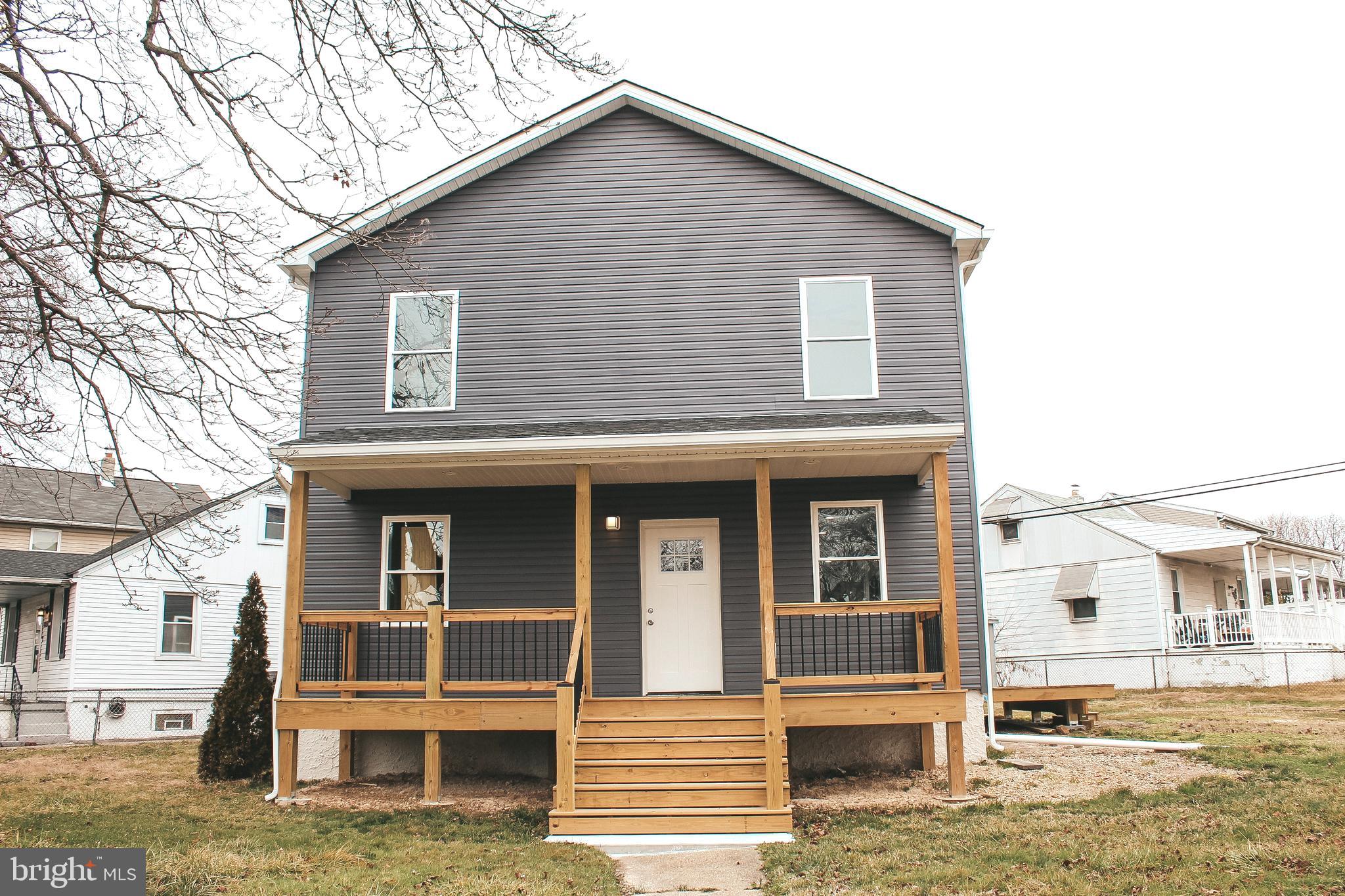 GRAY MANOR - Residential