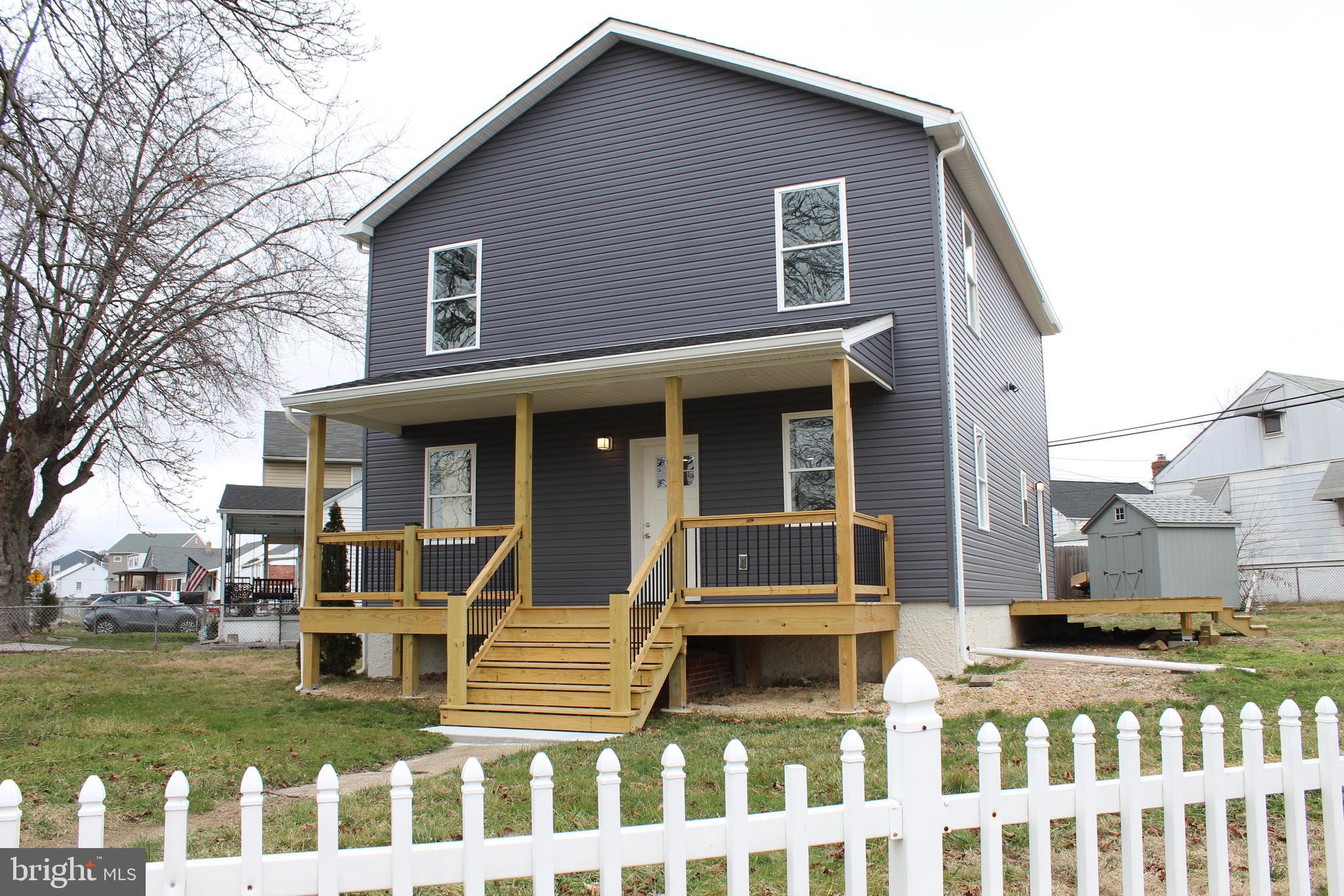 GRAY MANOR - Residential