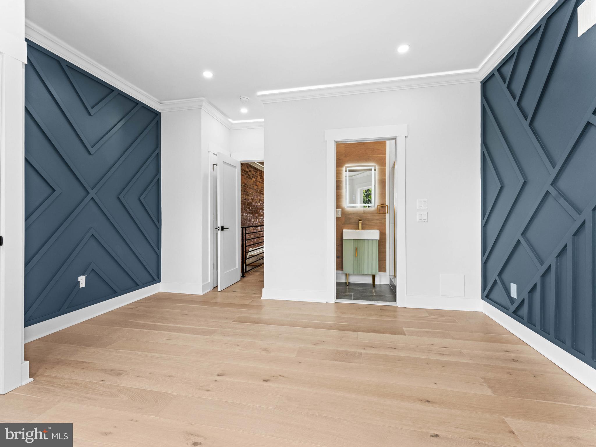 WEST PHILADELPHIA - Residential