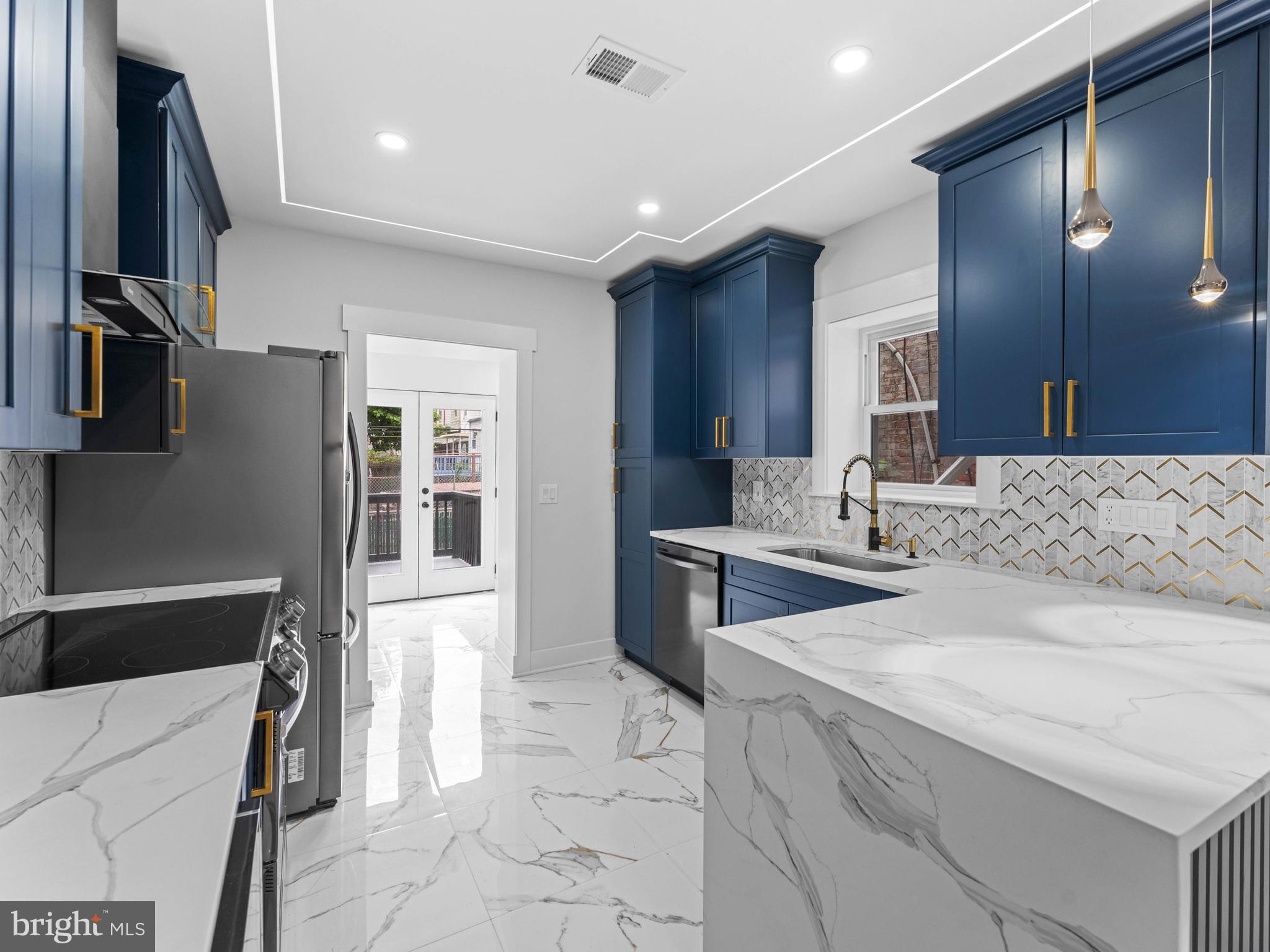 WEST PHILADELPHIA - Residential