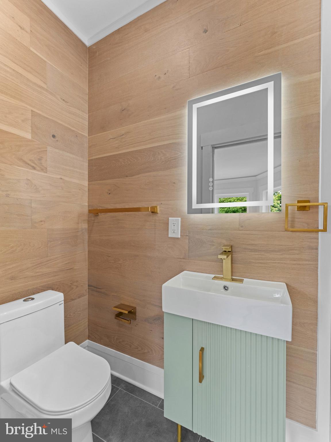 WEST PHILADELPHIA - Residential