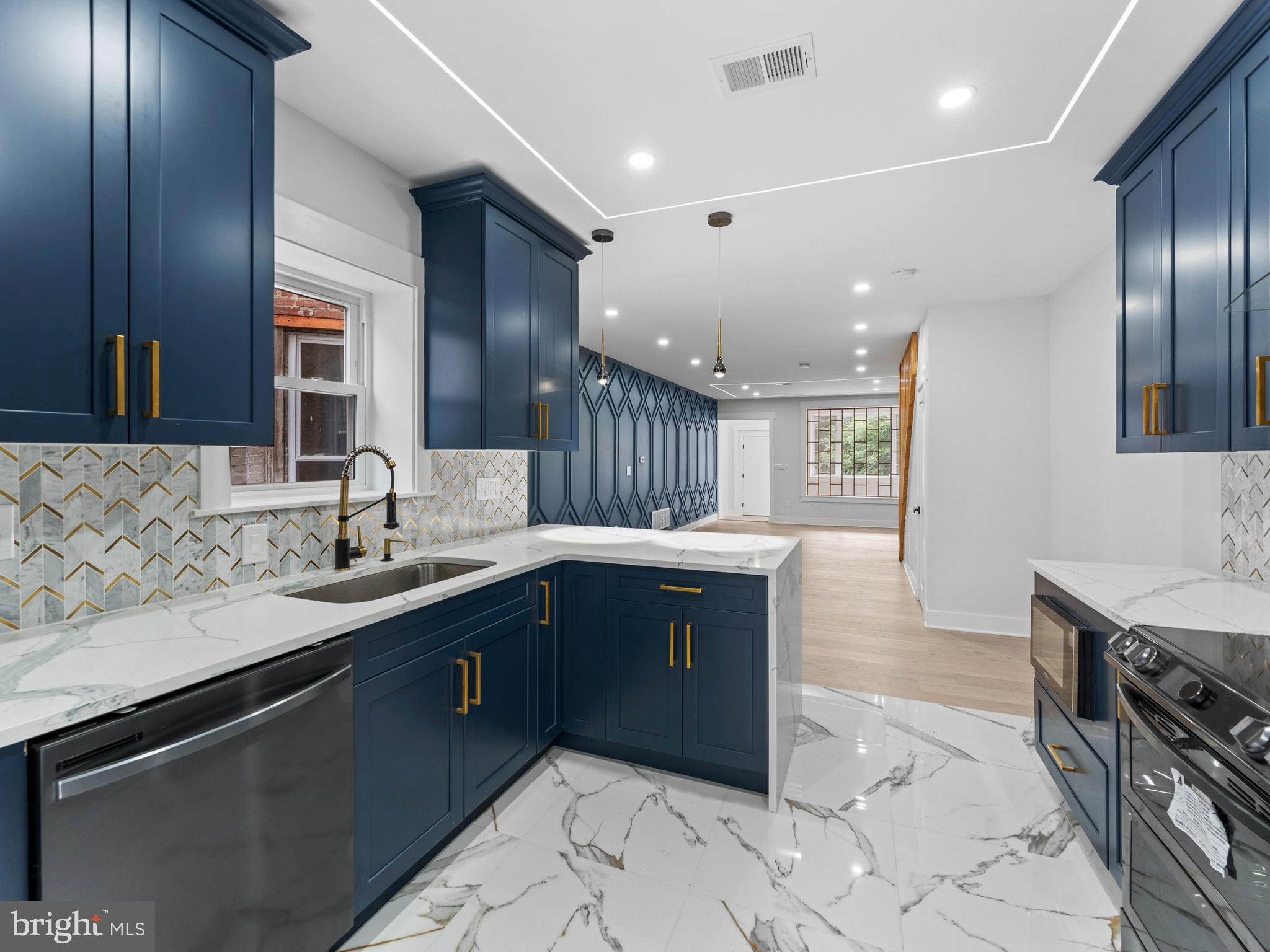 WEST PHILADELPHIA - Residential