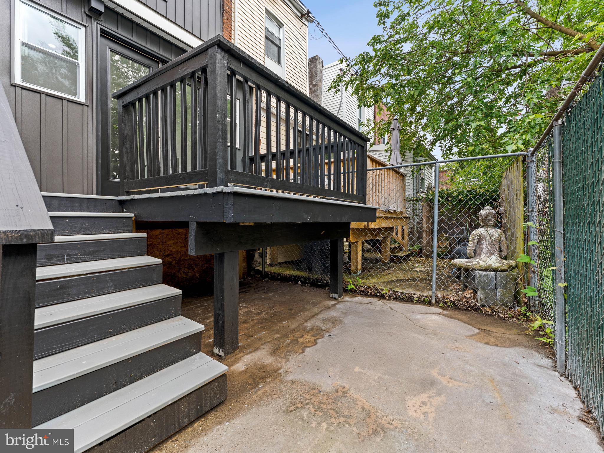 WEST PHILADELPHIA - Residential