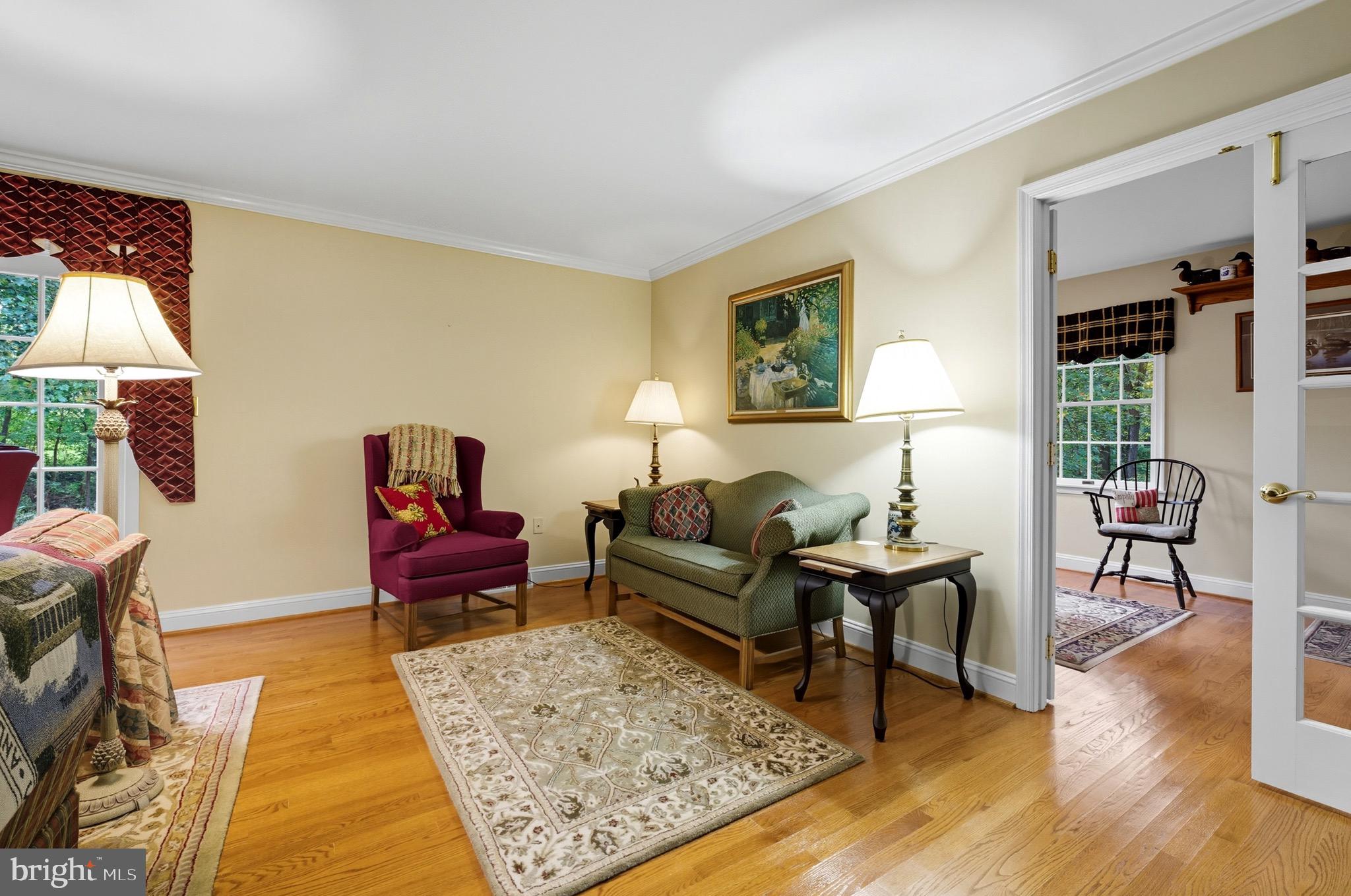 ORCHARD LAKES - Residential