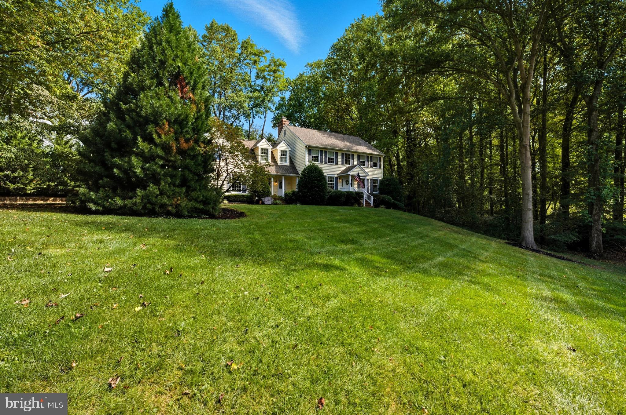 ORCHARD LAKES - Residential