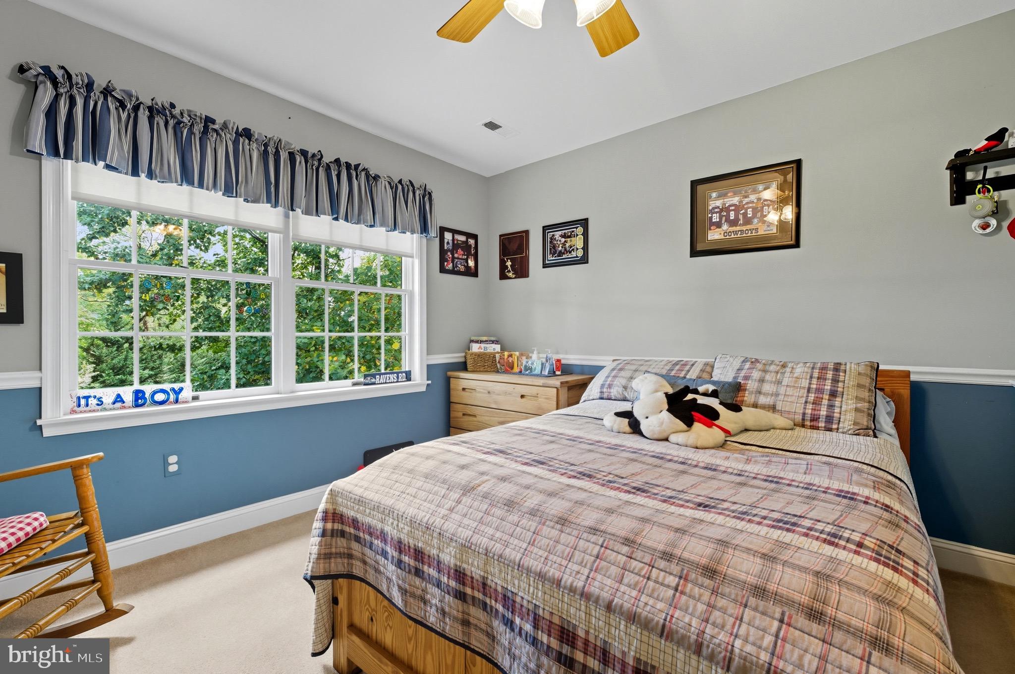 ORCHARD LAKES - Residential