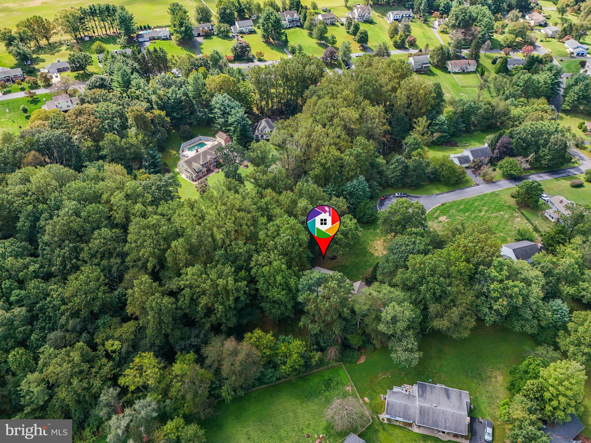 ORCHARD LAKES - Residential