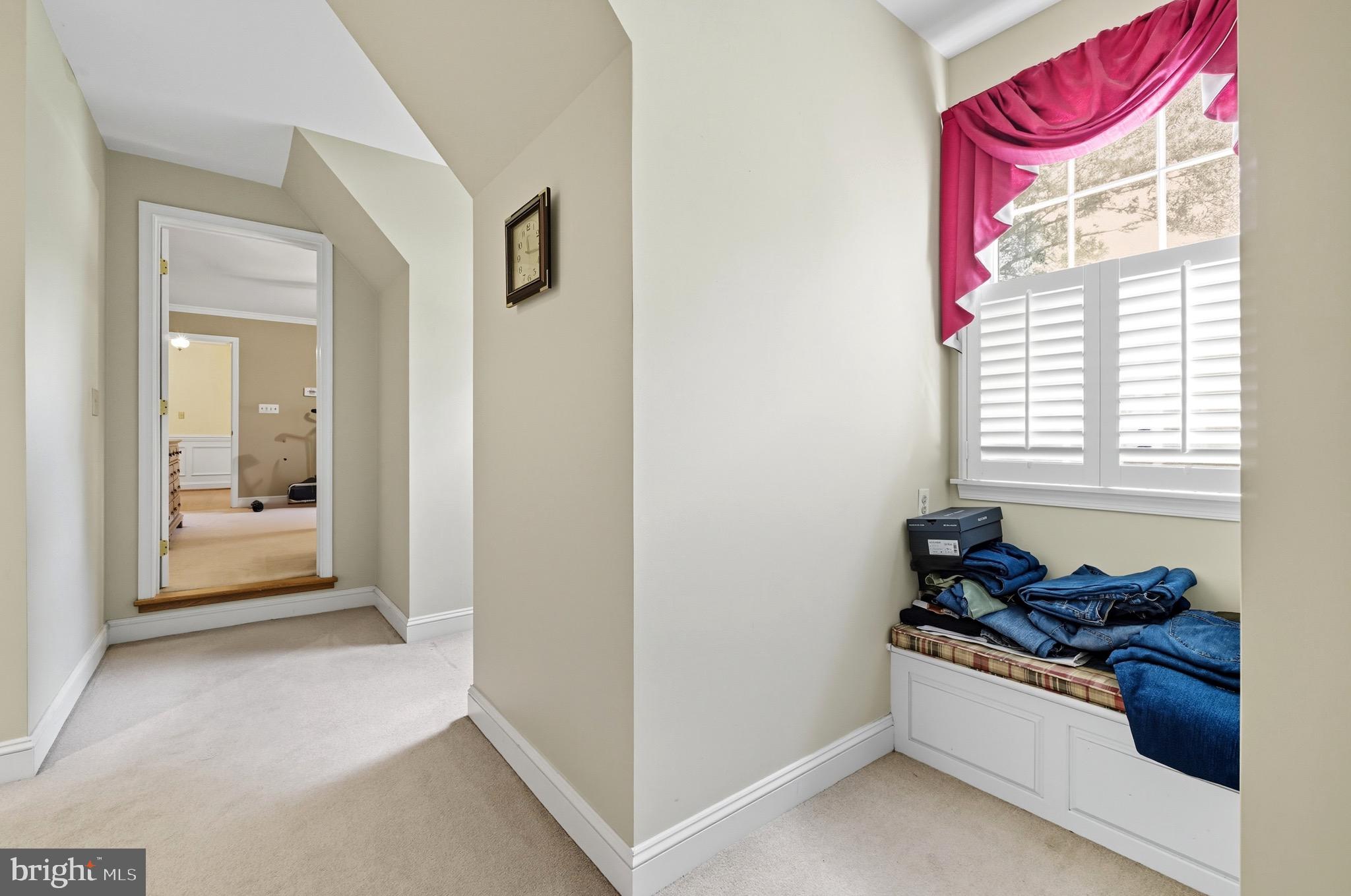 ORCHARD LAKES - Residential