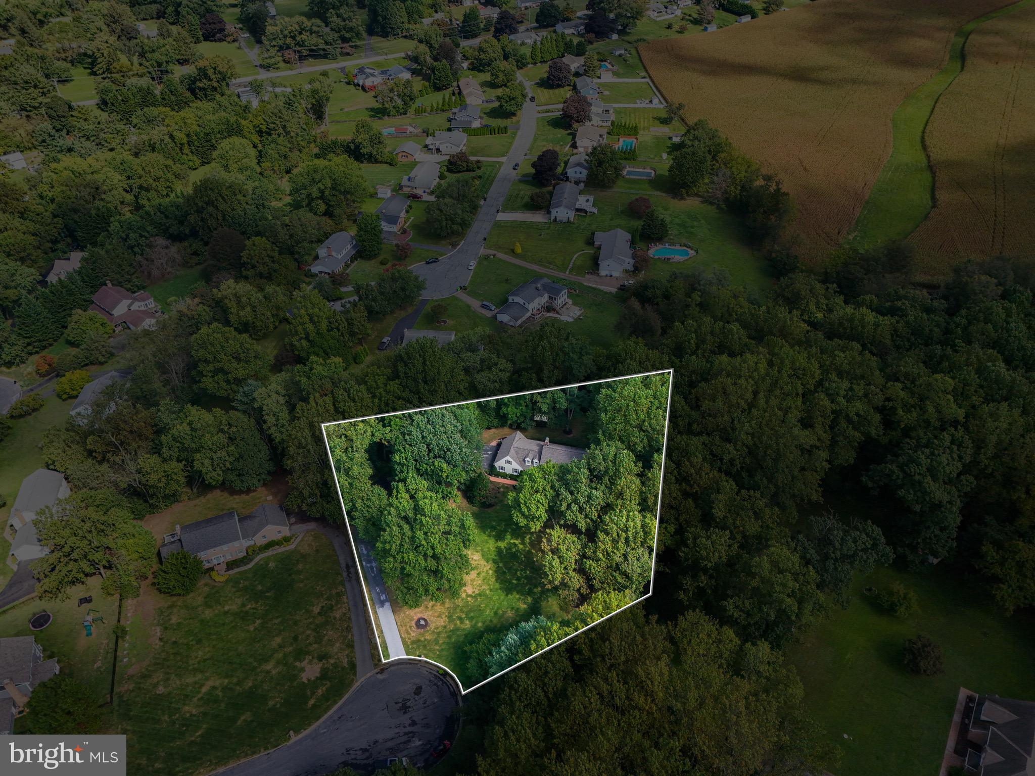 ORCHARD LAKES - Residential