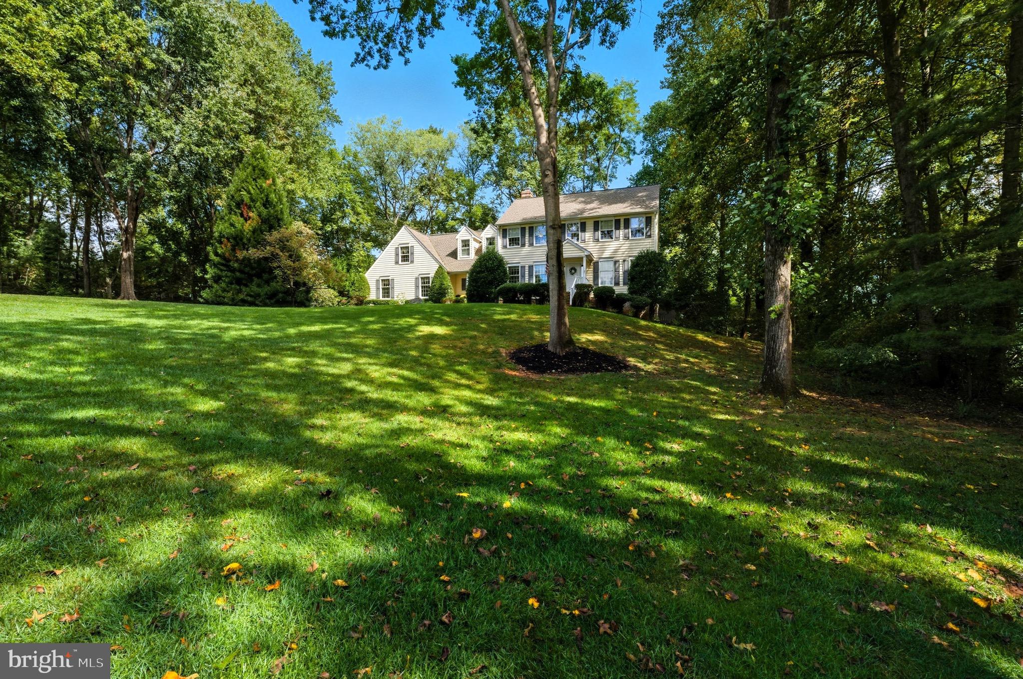 ORCHARD LAKES - Residential