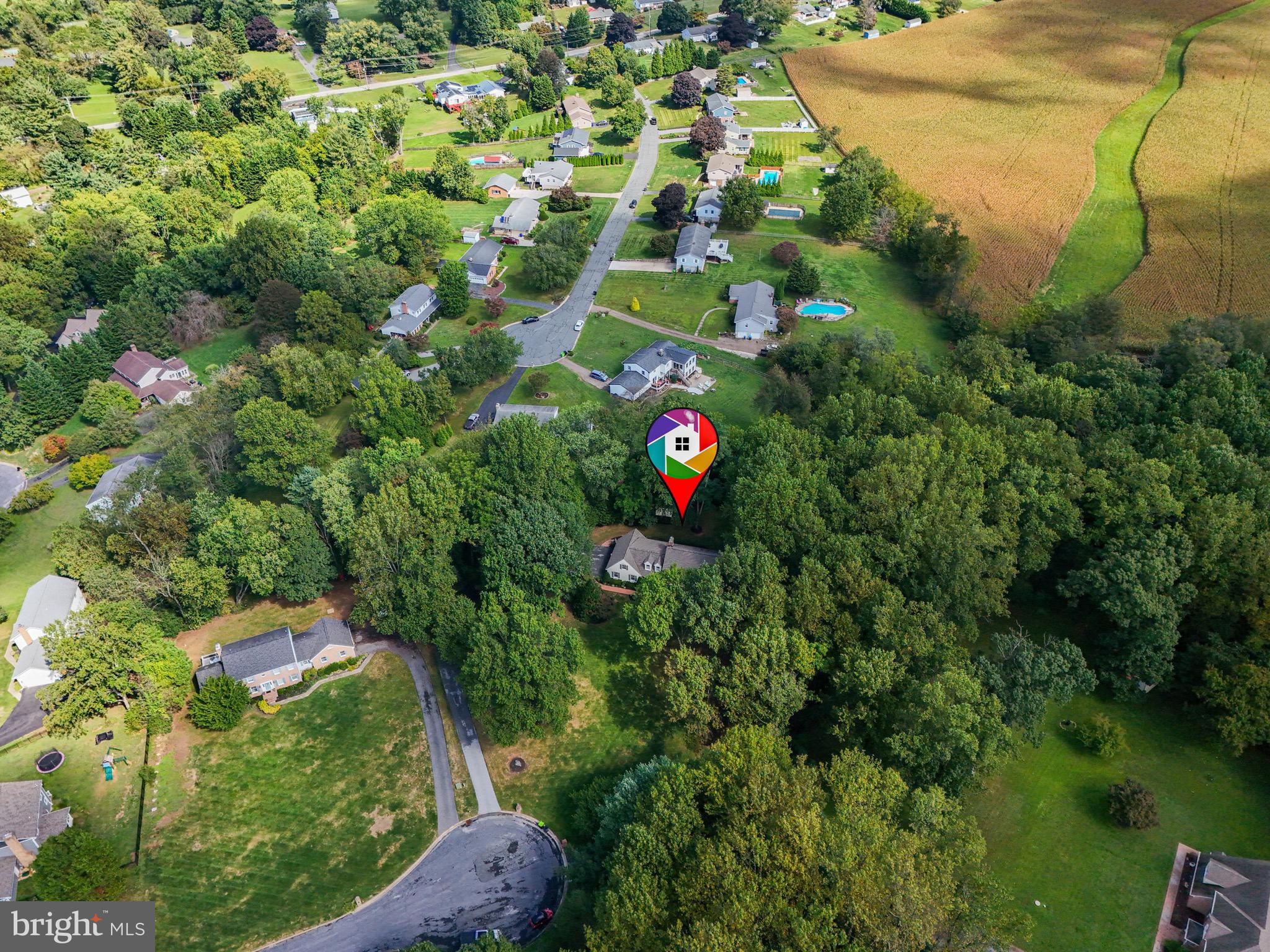 ORCHARD LAKES - Residential