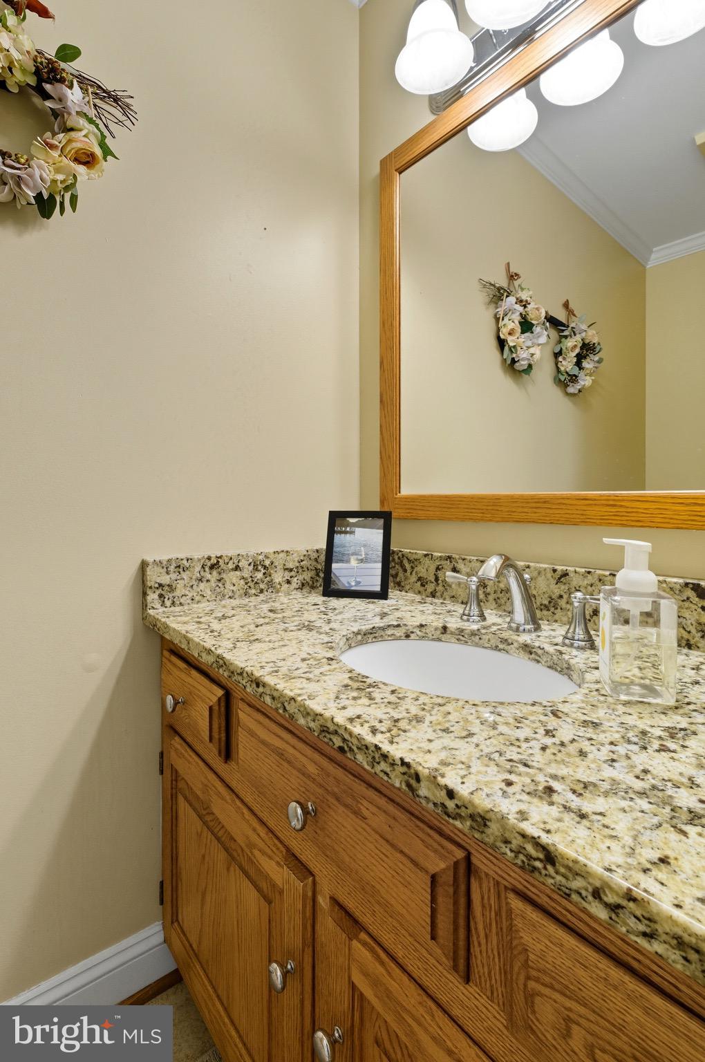 ORCHARD LAKES - Residential