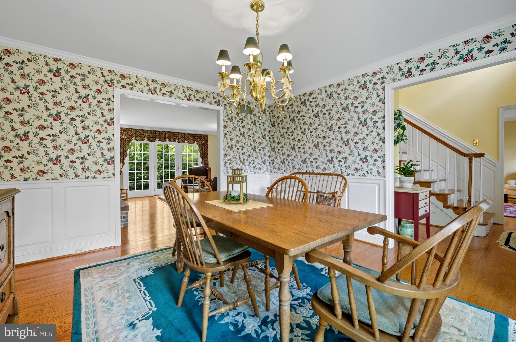 ORCHARD LAKES - Residential