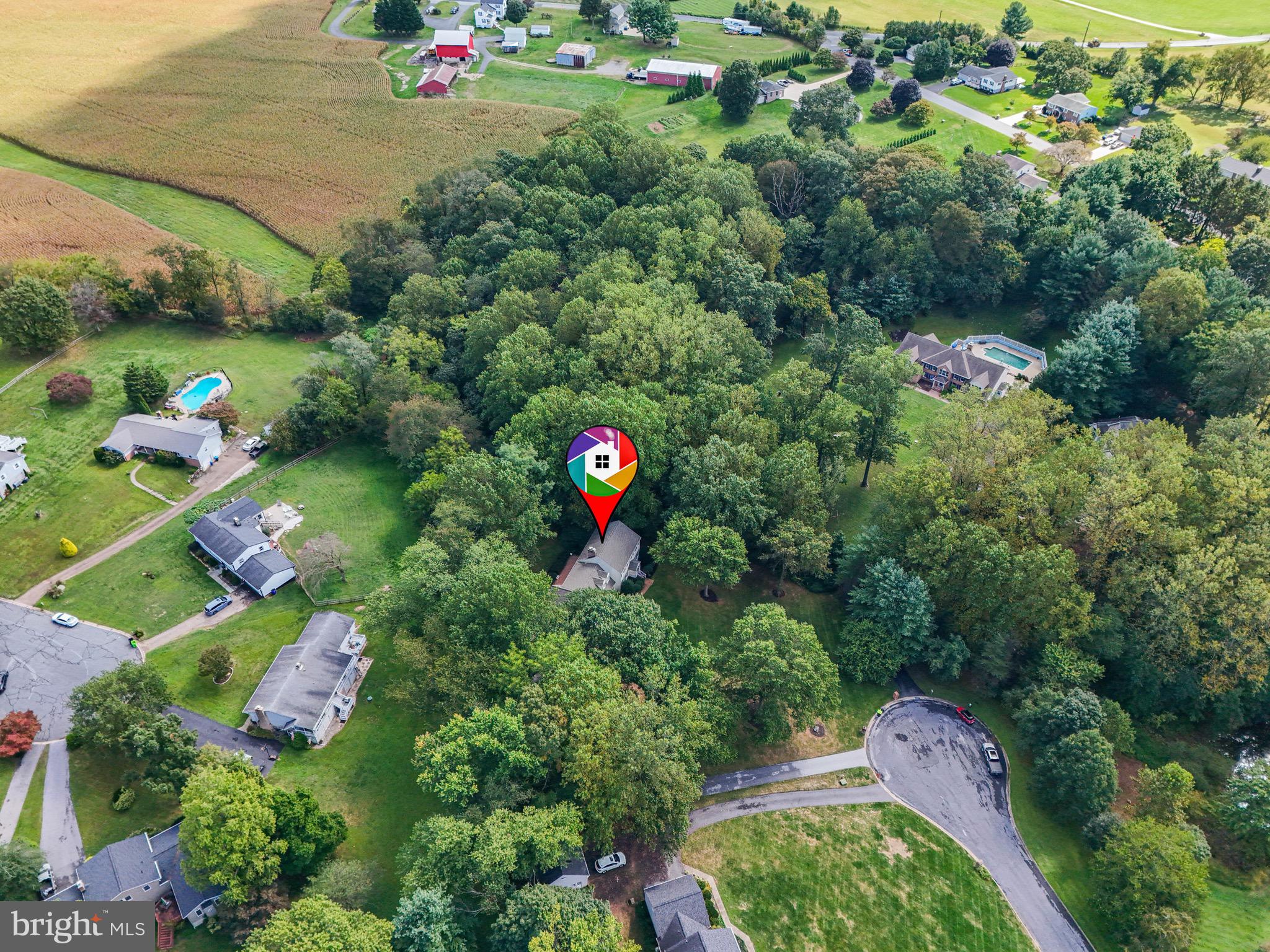 ORCHARD LAKES - Residential