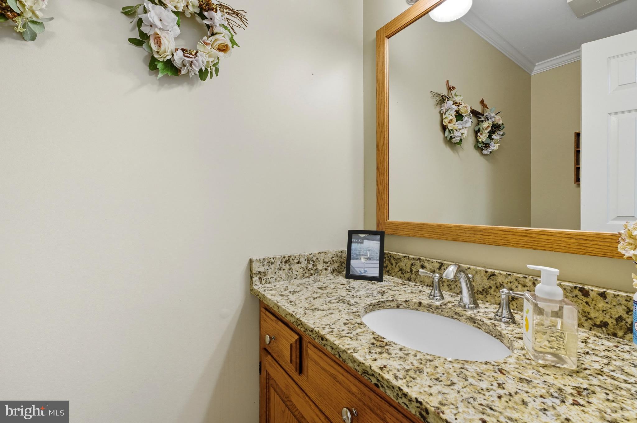 ORCHARD LAKES - Residential