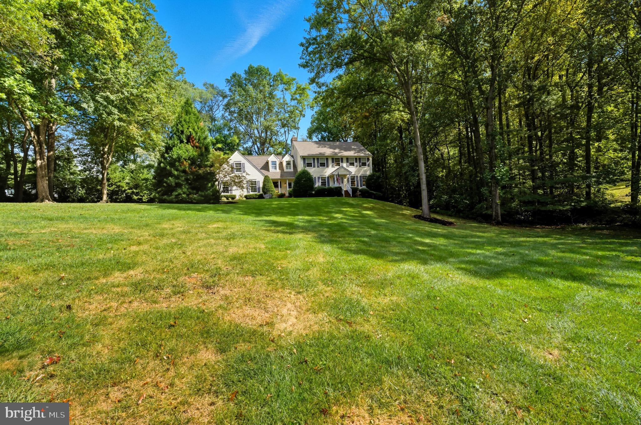 ORCHARD LAKES - Residential