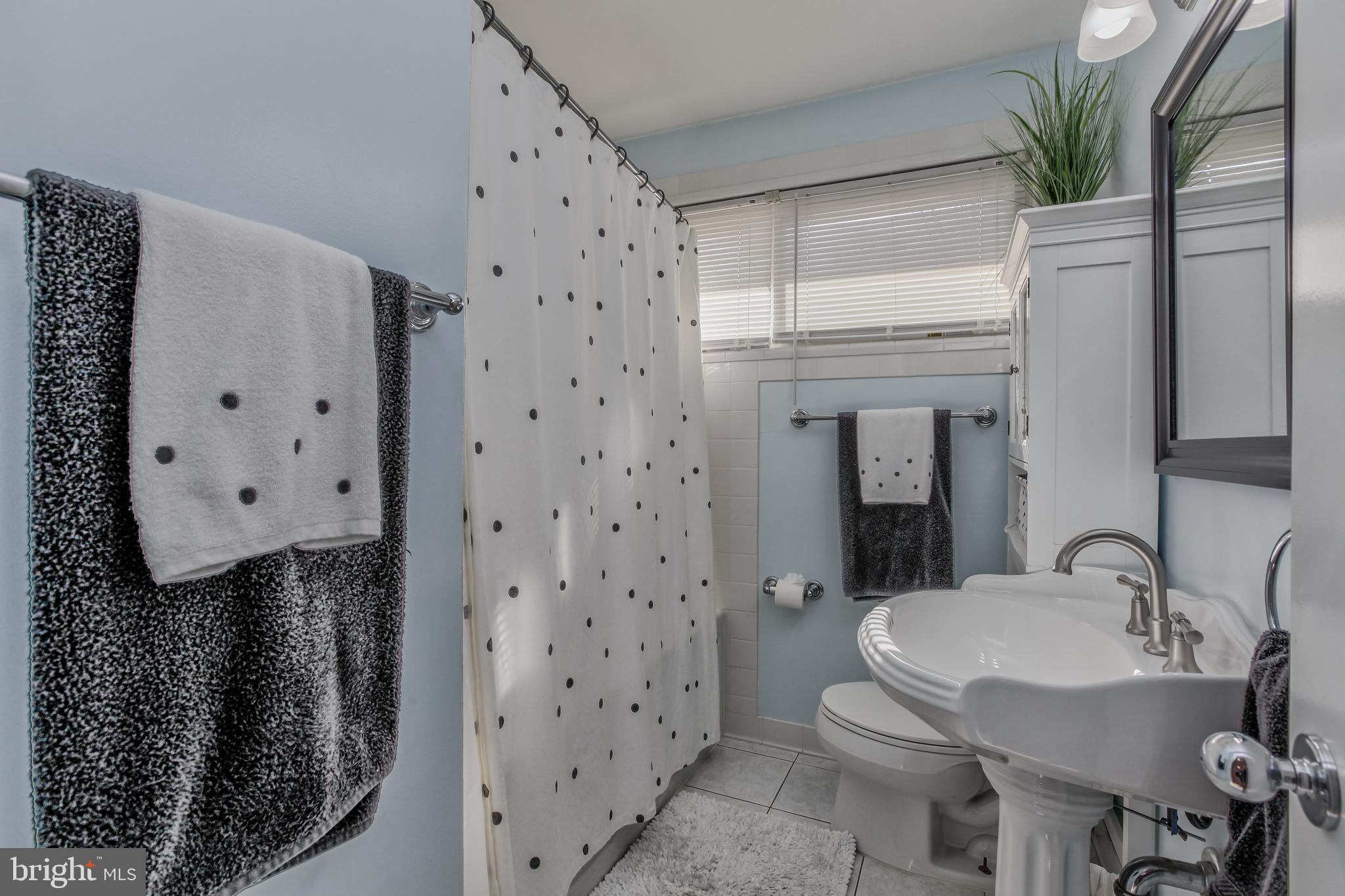 ROCKCREST - Residential