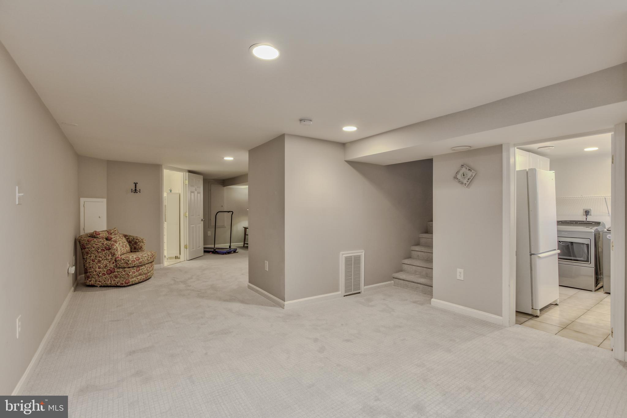 ROCKCREST - Residential