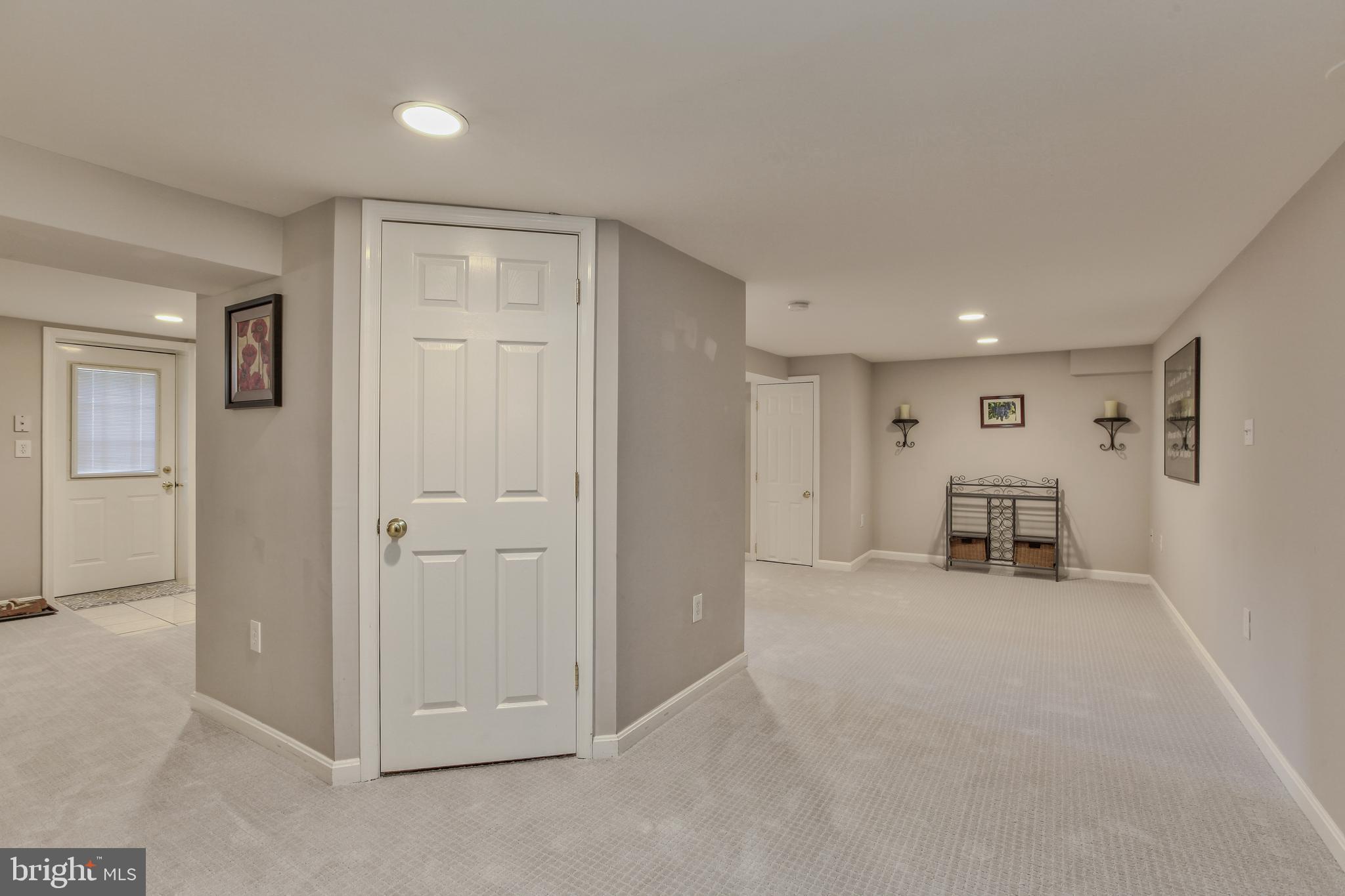 ROCKCREST - Residential