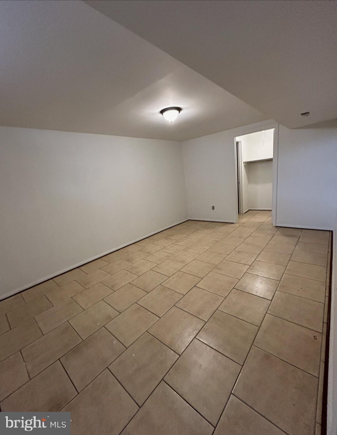 BROOKSHIRE - Residential