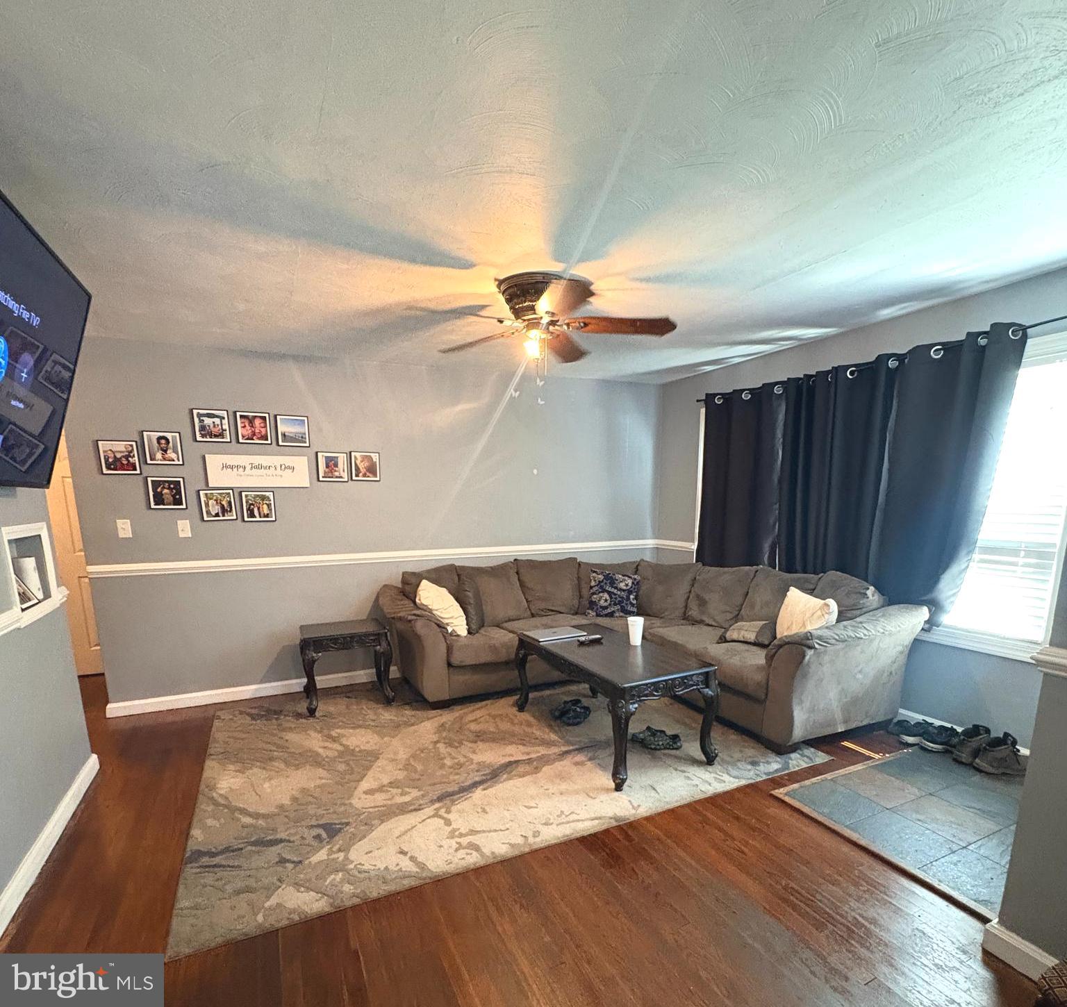 611 WILLOW DRIVE