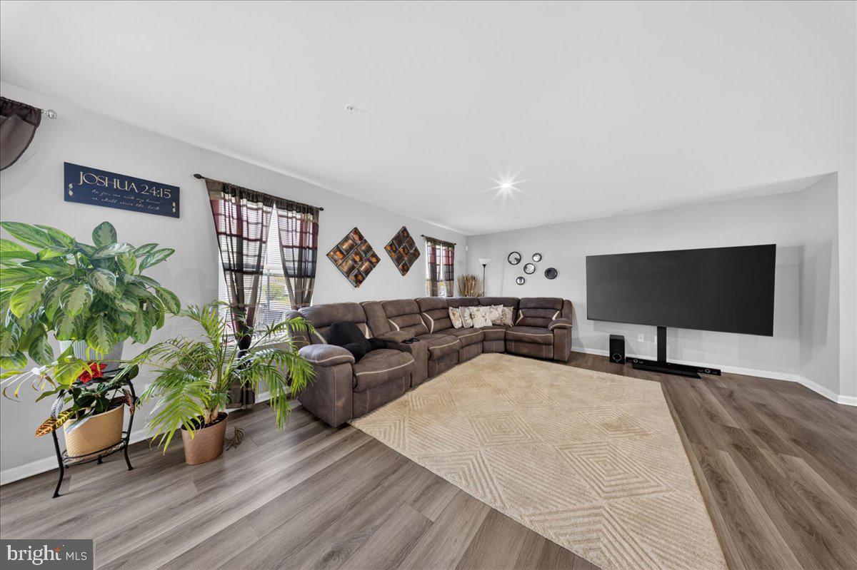 RIDGELY FOREST - Residential