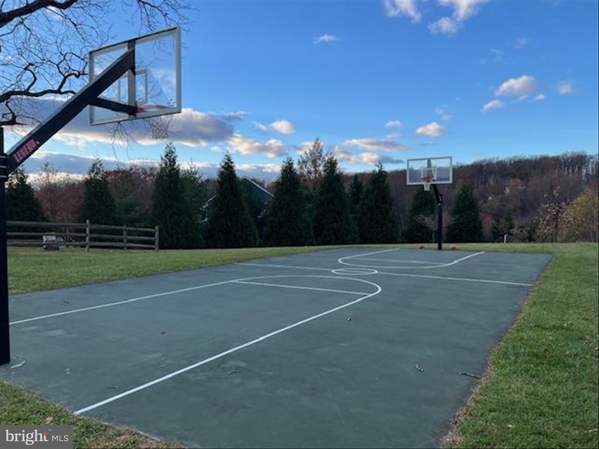 EAGLEHEAD SUMMERFIELD - Residential