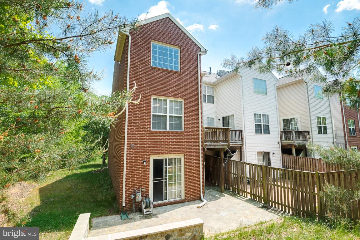 CHARLES CROSSING - Residential