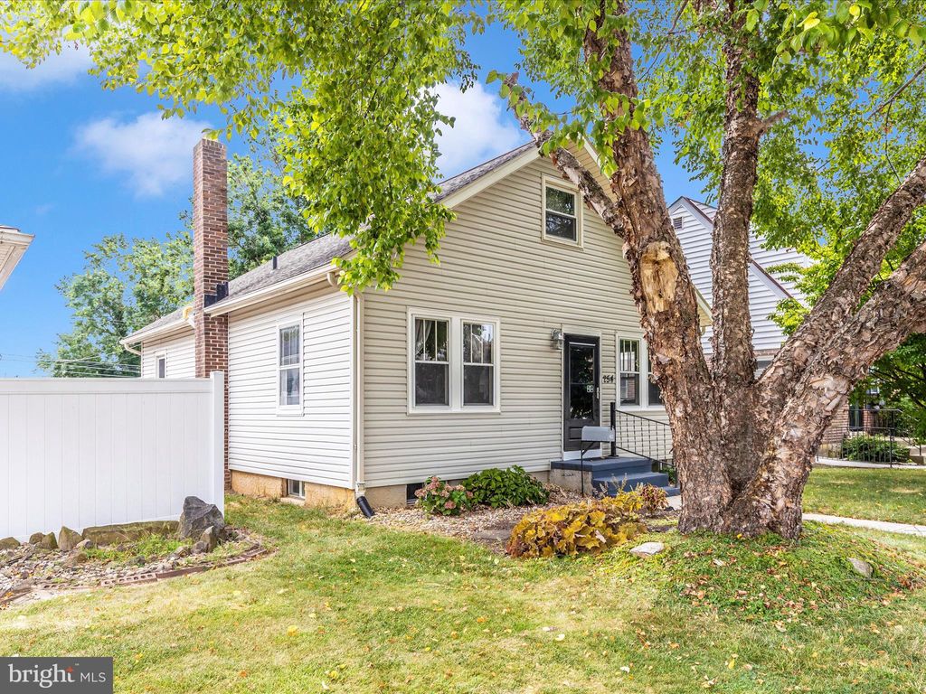 Photo of 254 Princess Street, HANOVER, PA 17331 (MLS # PAYK2089948)