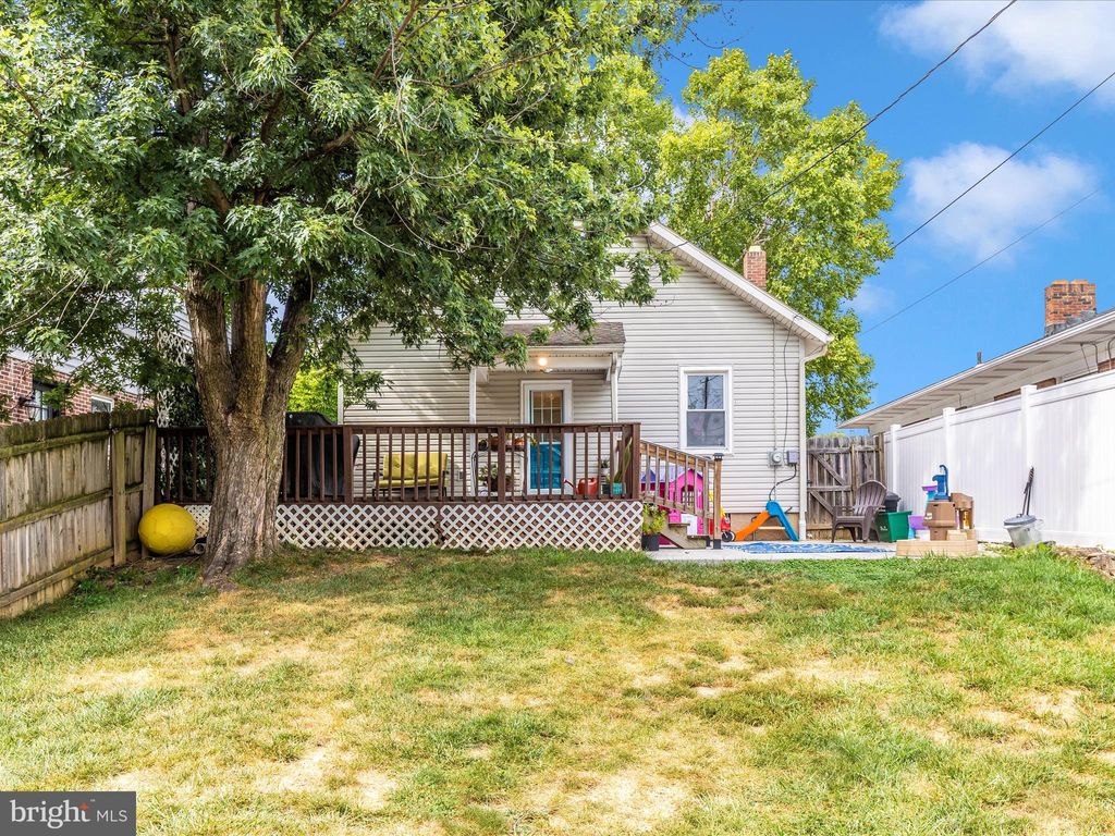 Photo of 254 Princess Street, HANOVER, PA 17331 (MLS # PAYK2089948)