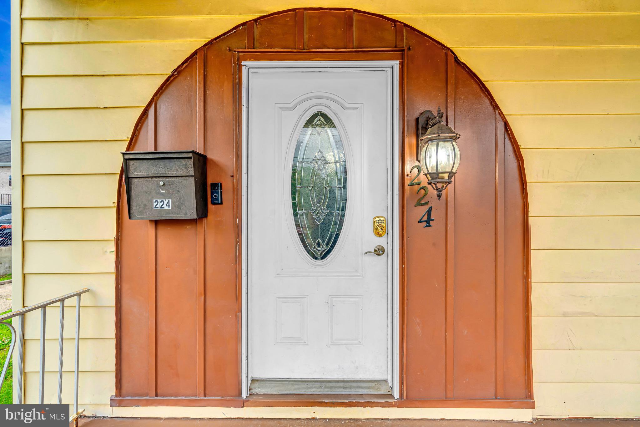 224 E WASHINGTON STREET