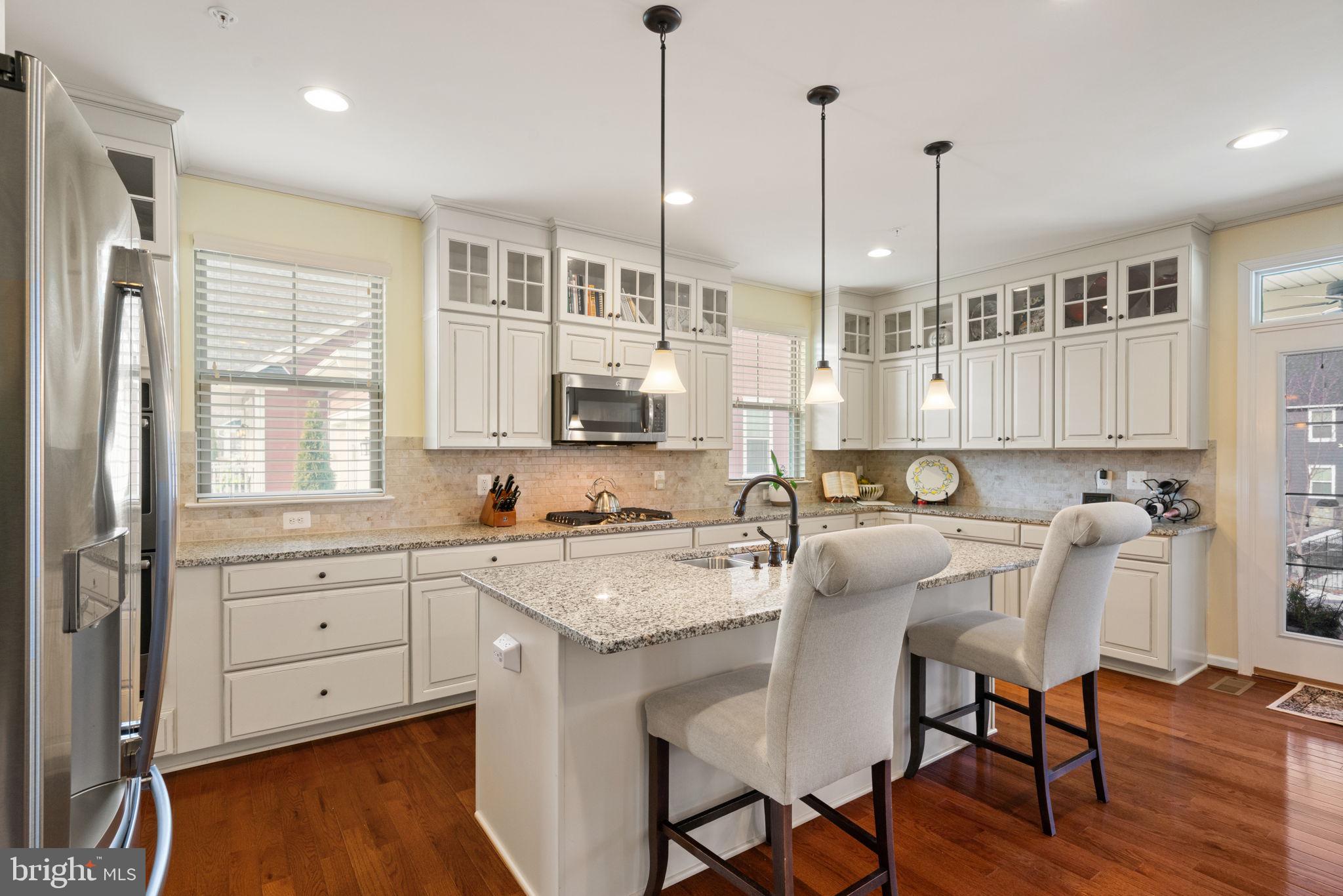 POTOMAC SHORES - Residential