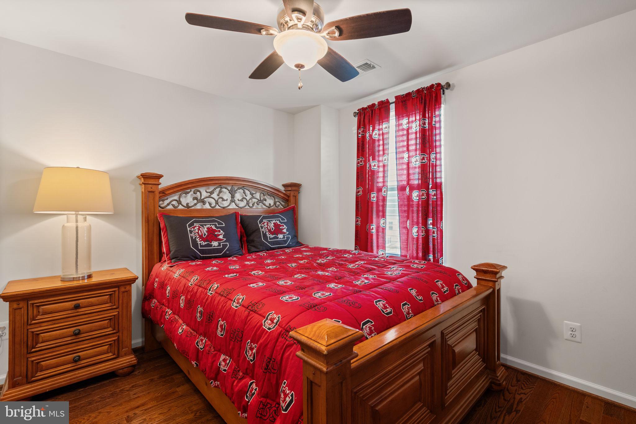 POTOMAC SHORES - Residential