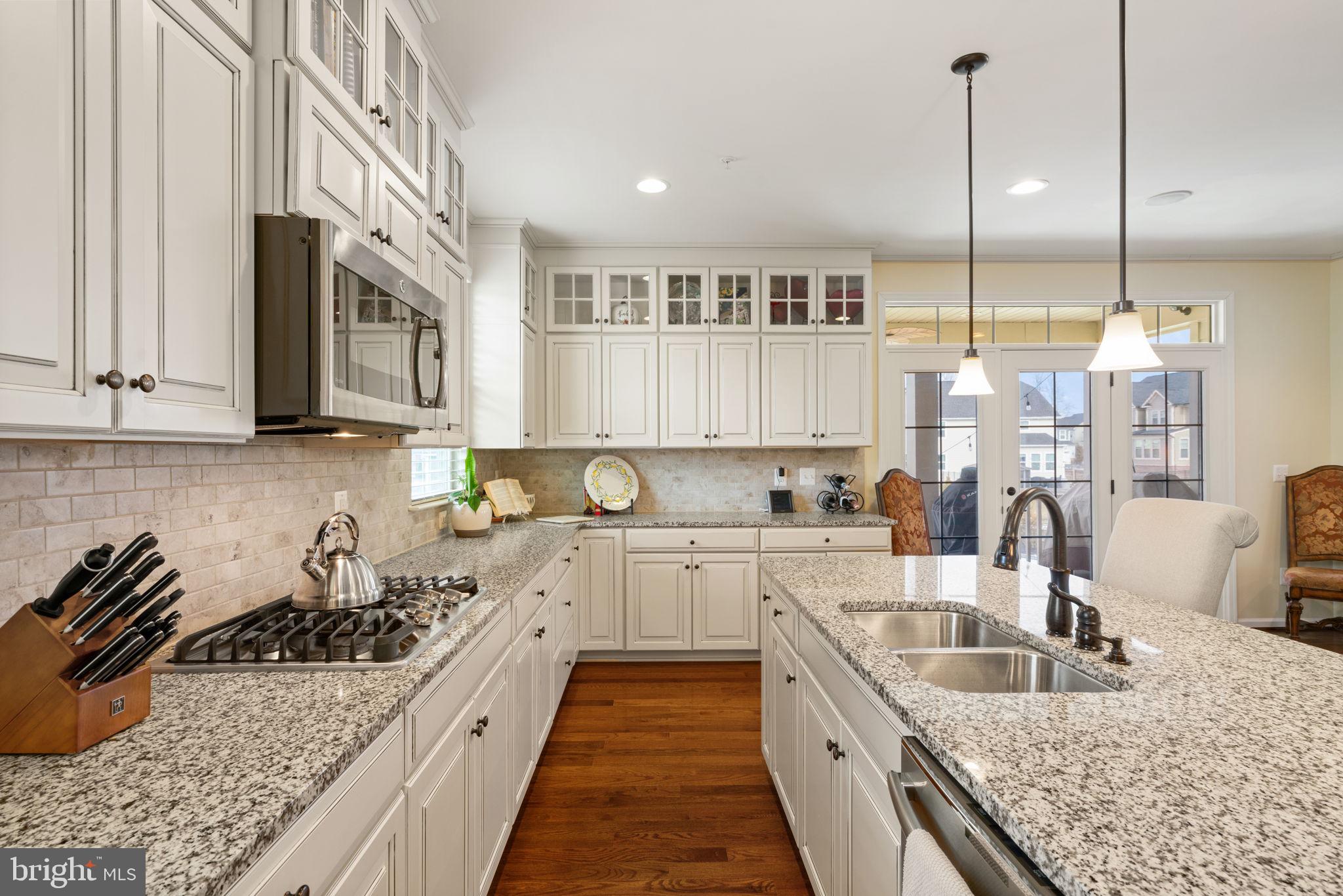 POTOMAC SHORES - Residential