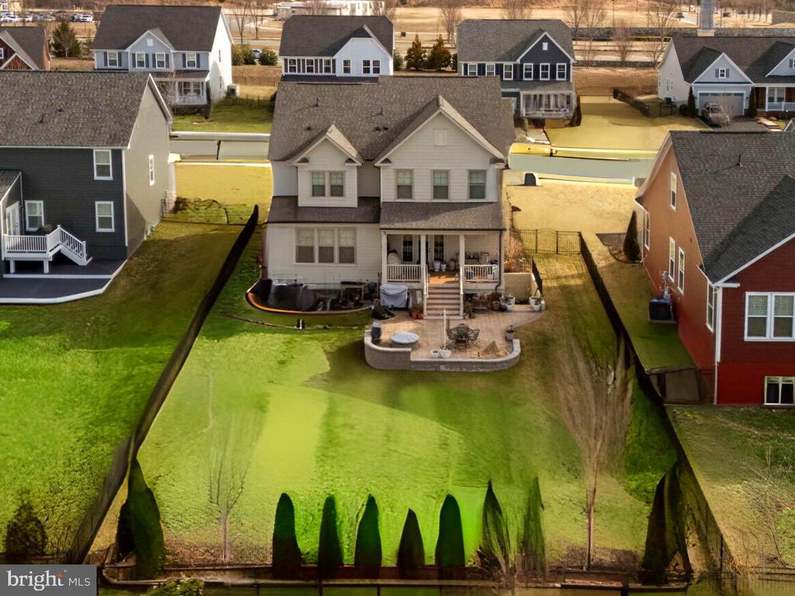 POTOMAC SHORES - Residential