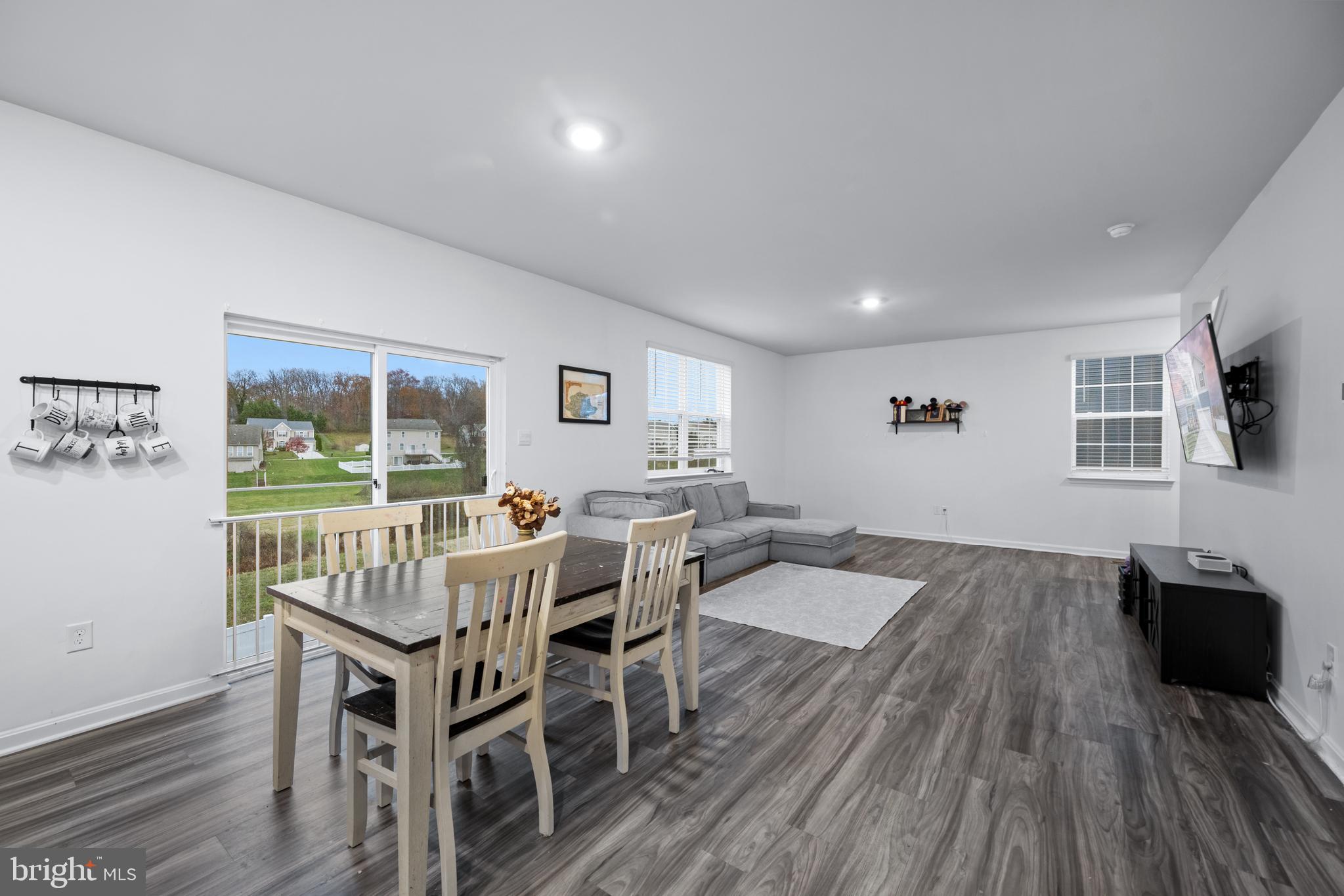 135 KNOBBY HOOK DRIVE