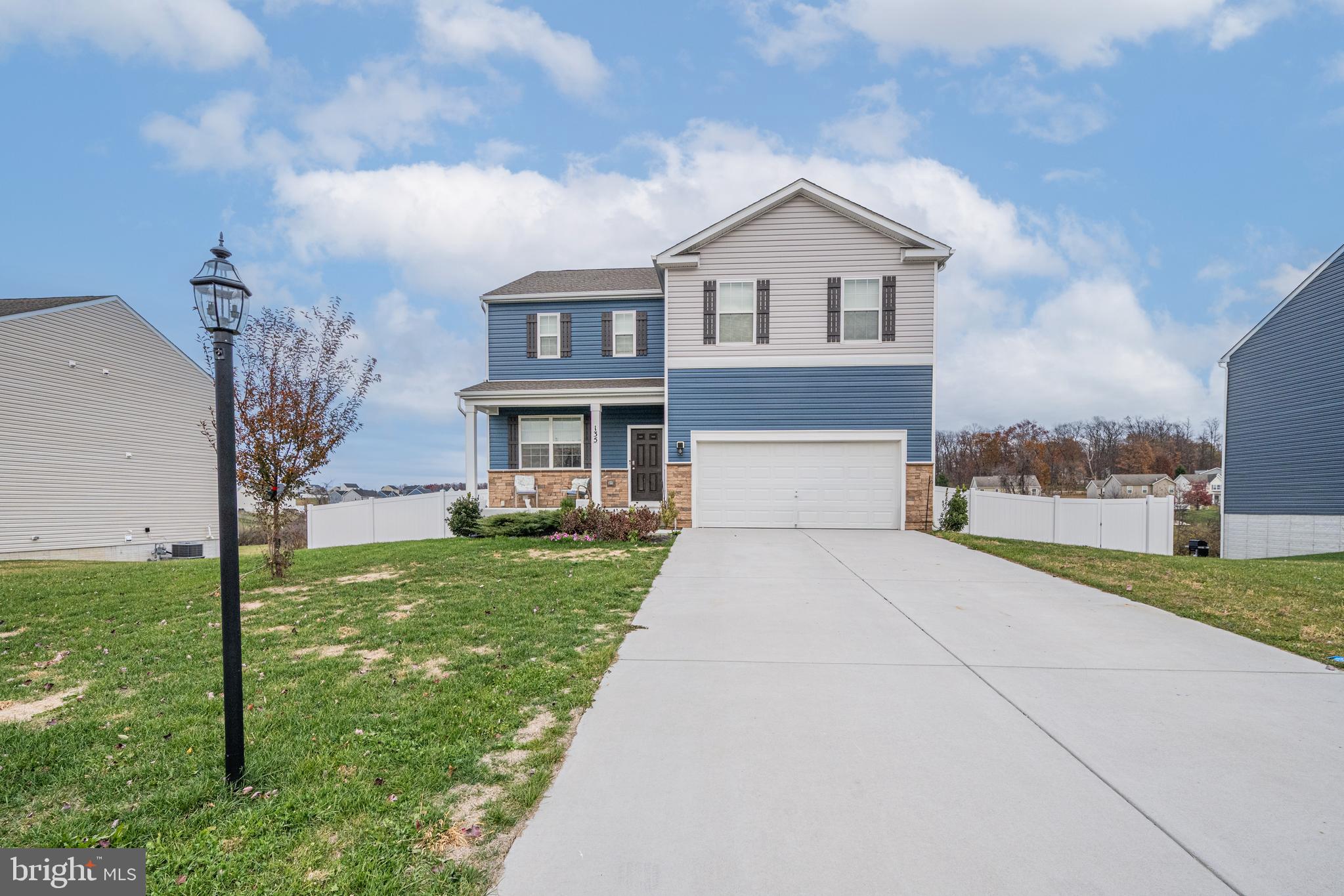 135 KNOBBY HOOK DRIVE