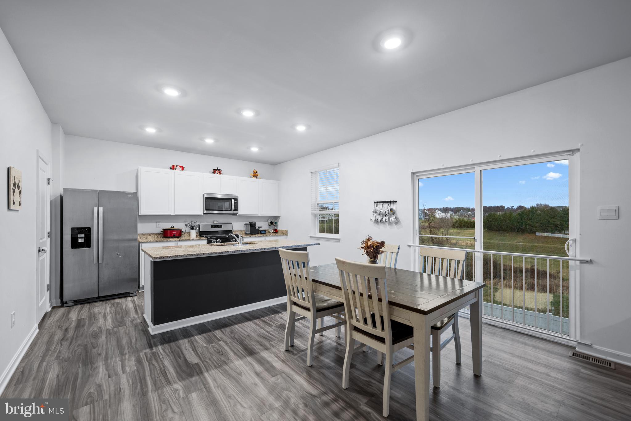 135 KNOBBY HOOK DRIVE