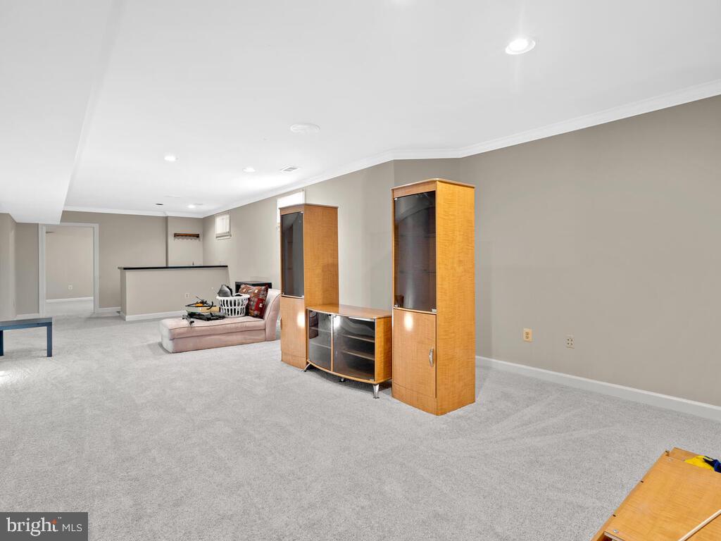 JAMES CREEK - Residential