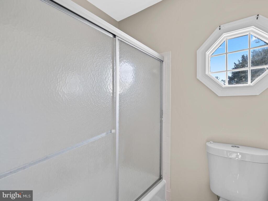 JAMES CREEK - Residential